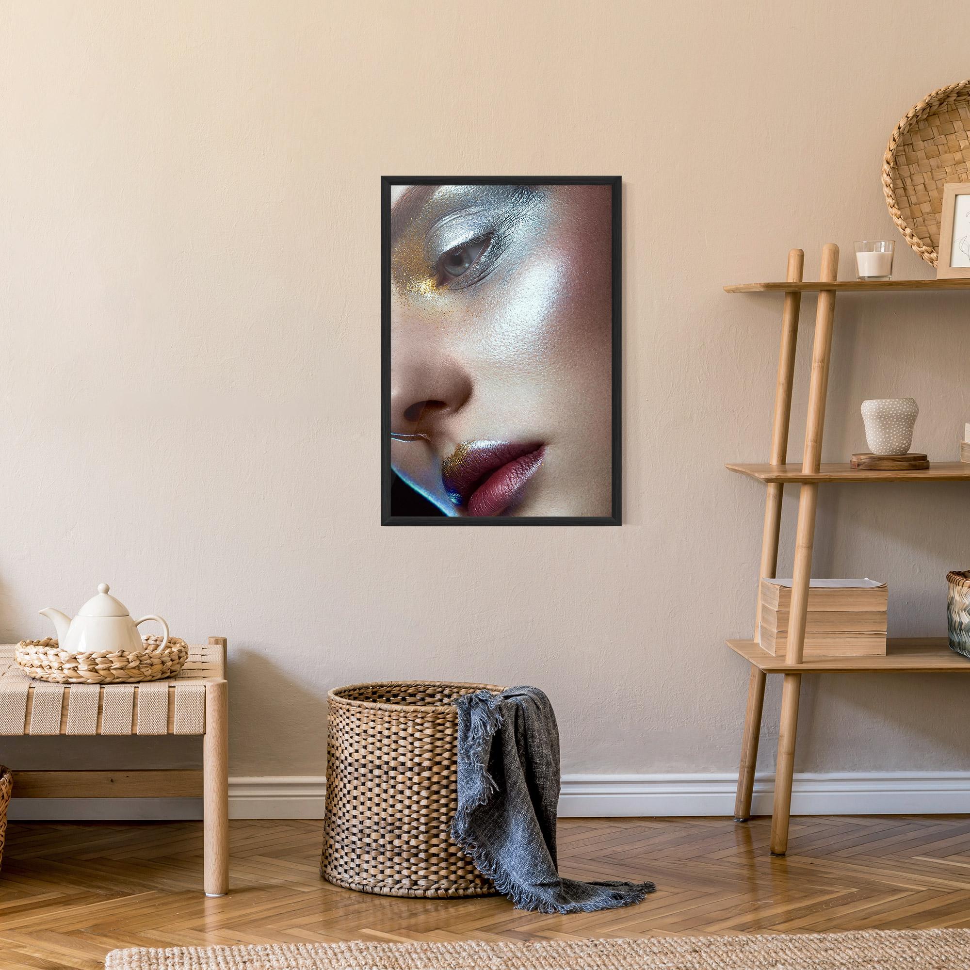 Plakat w Ramie Golden Silver Makeup mockup 9