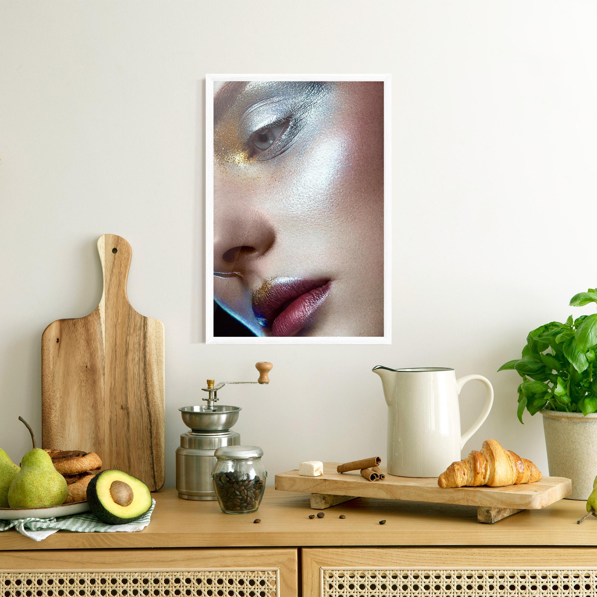 Plakat w Ramie Golden Silver Makeup mockup 8
