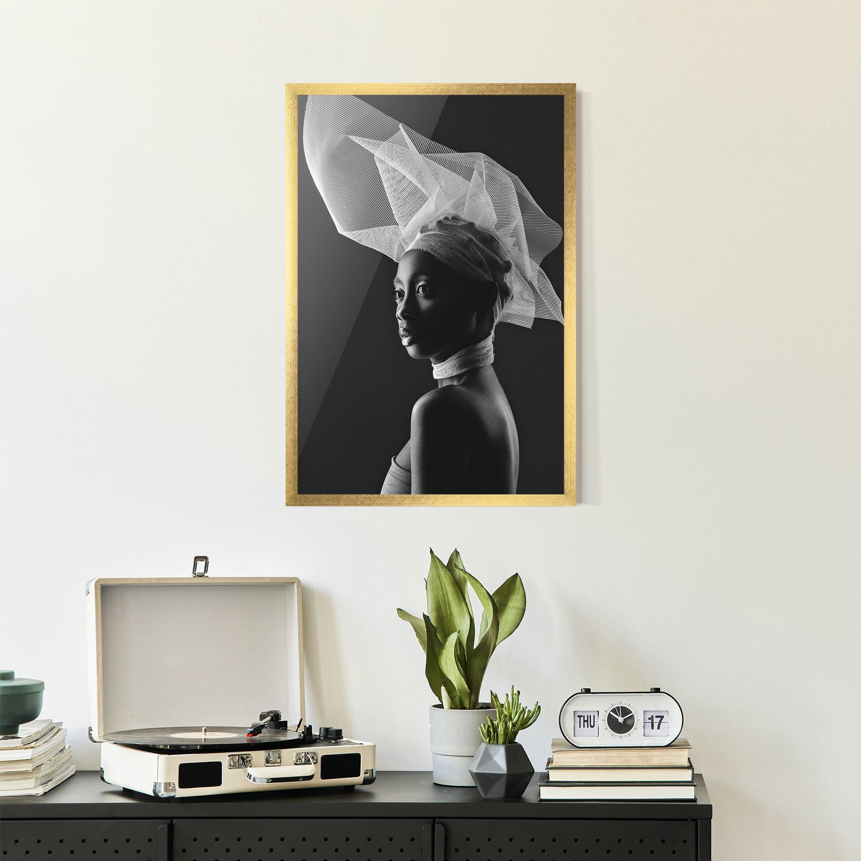 Plakat w Ramie Veil Hat Woman mockup 2