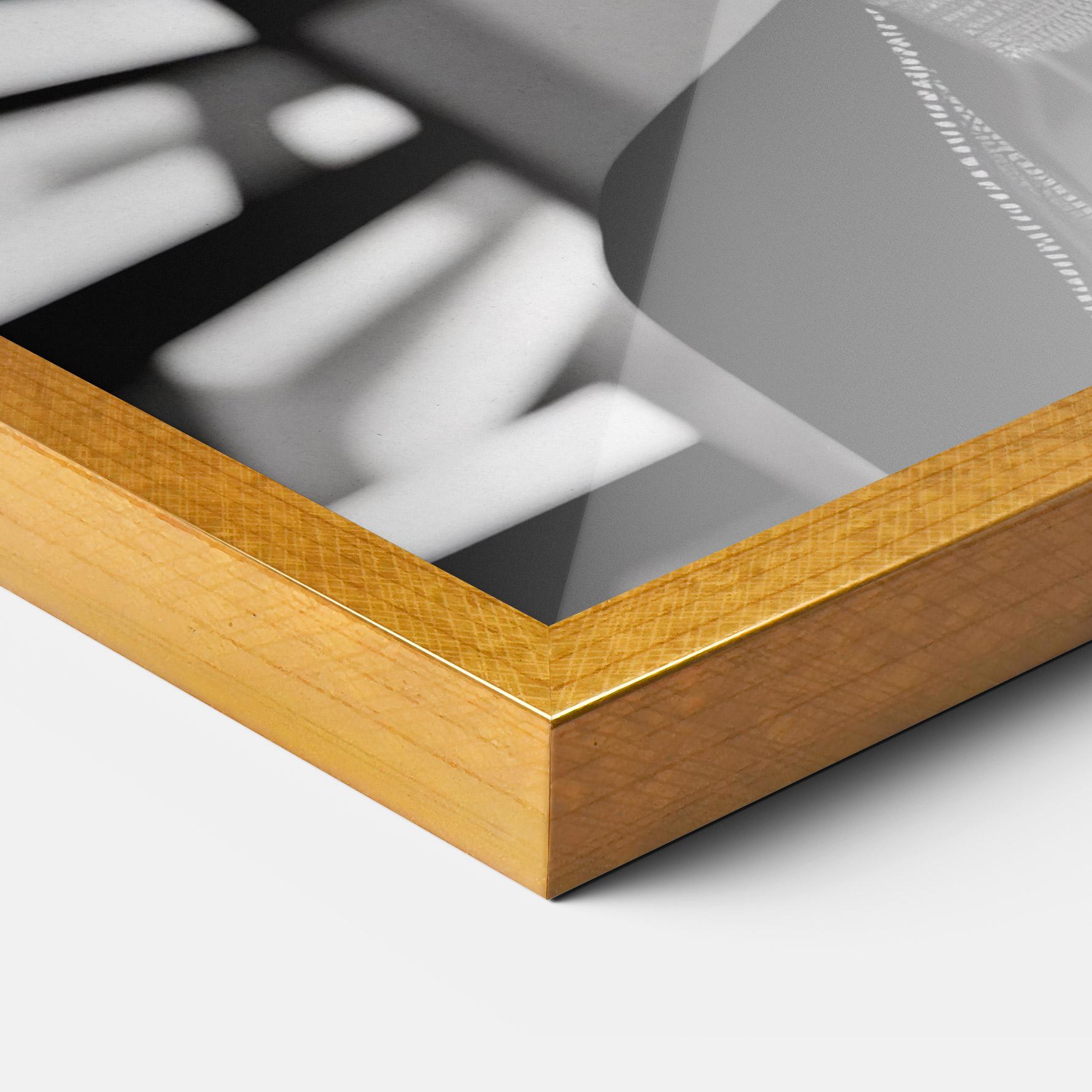 Plakat w Ramie Big Black Hat mockup 3