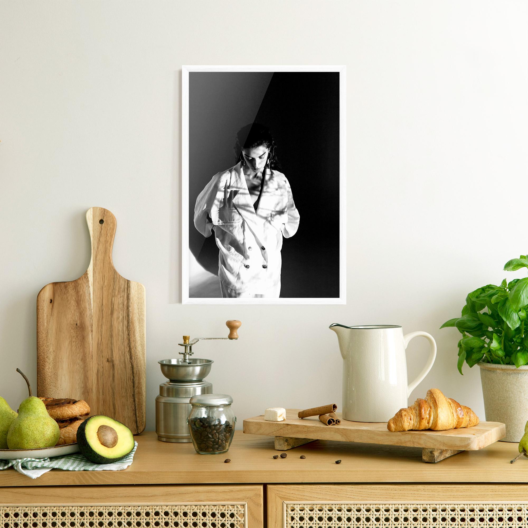 Plakat w Ramie Woman Black Wall mockup 8