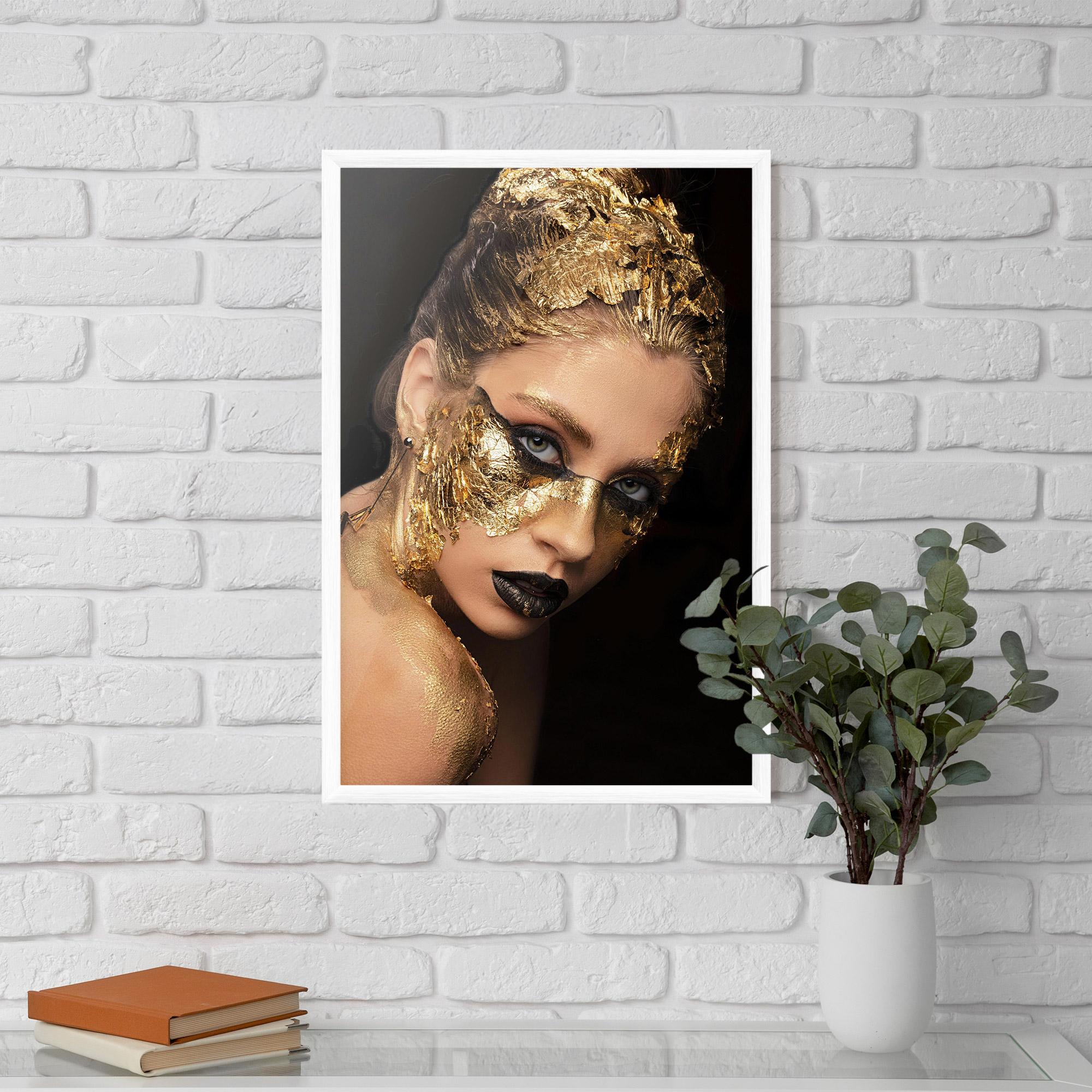 Plakat w Ramie Golden Foil Face mockup 5