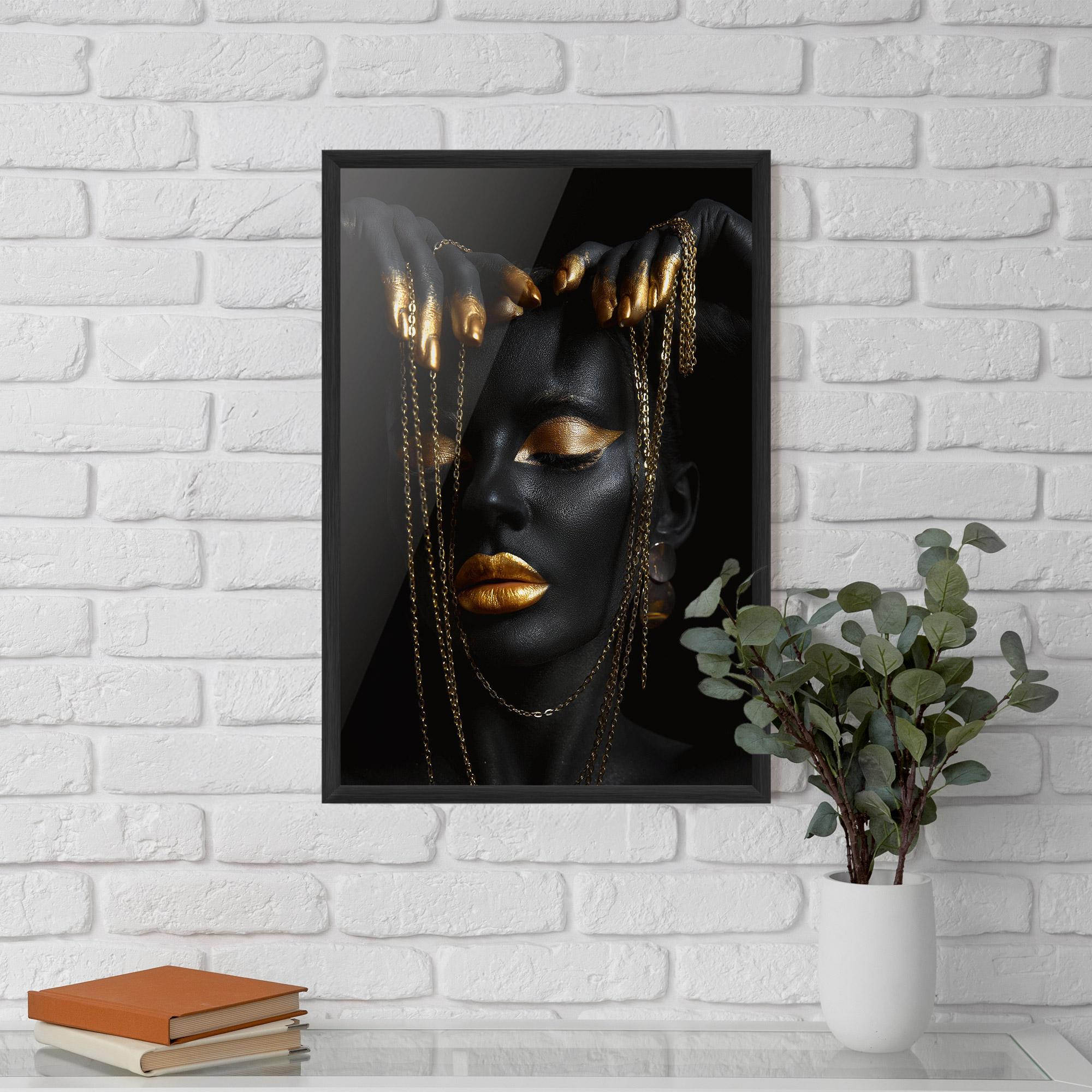 Plakat w Ramie Chain Gold Eyelids mockup 5