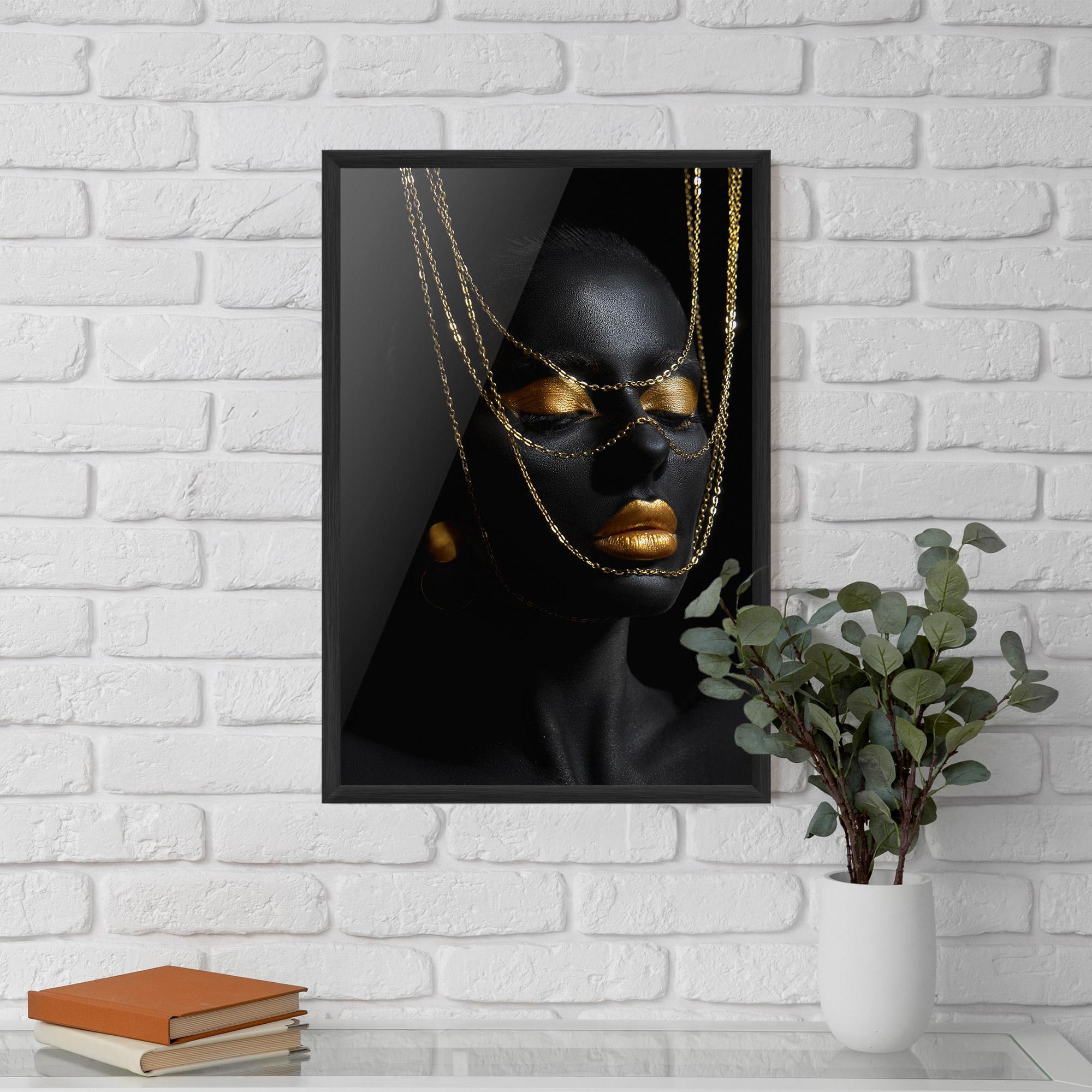 Plakat w Ramie Gold Chain Girl mockup 5
