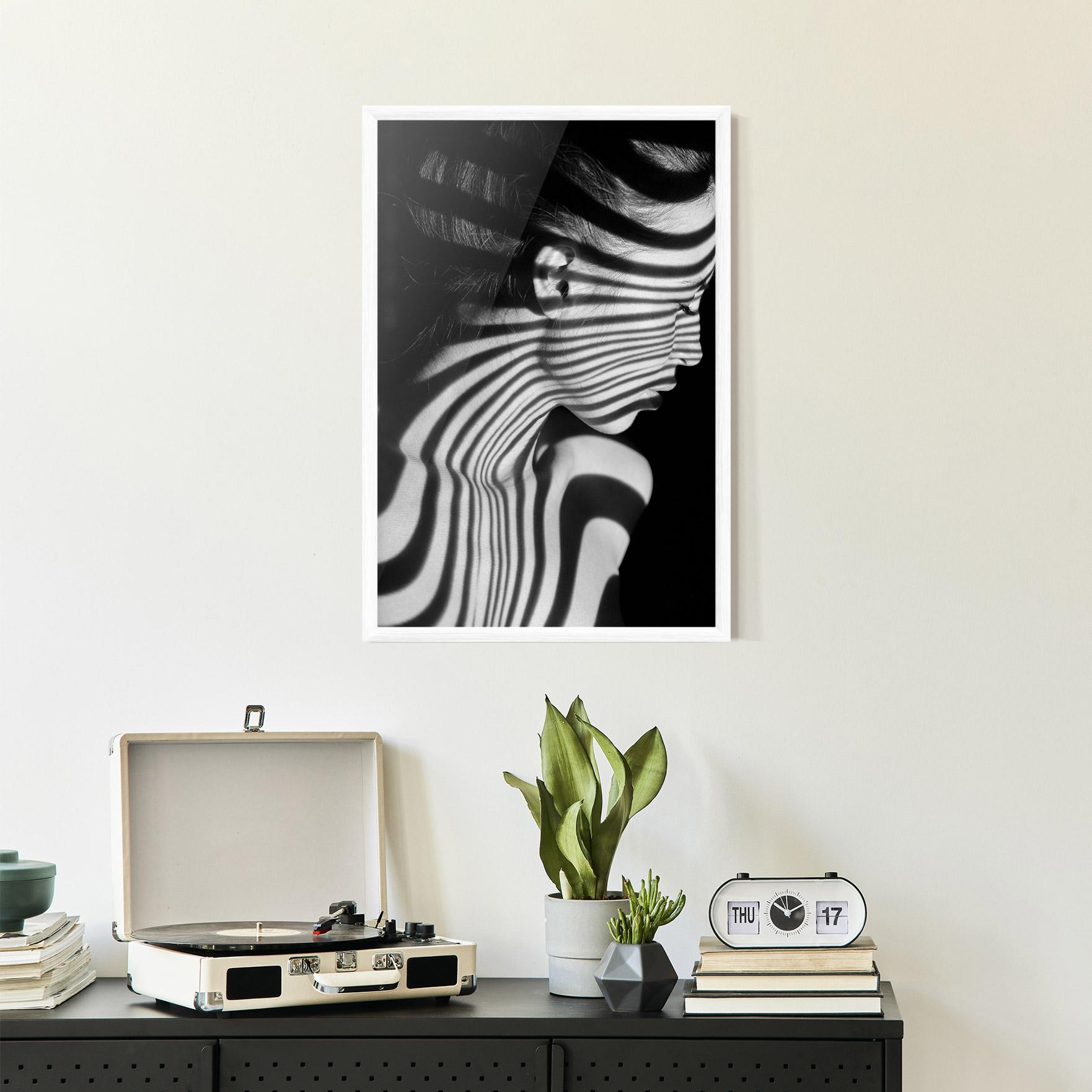 Plakat w Ramie Zebra Stripes Woman mockup 2