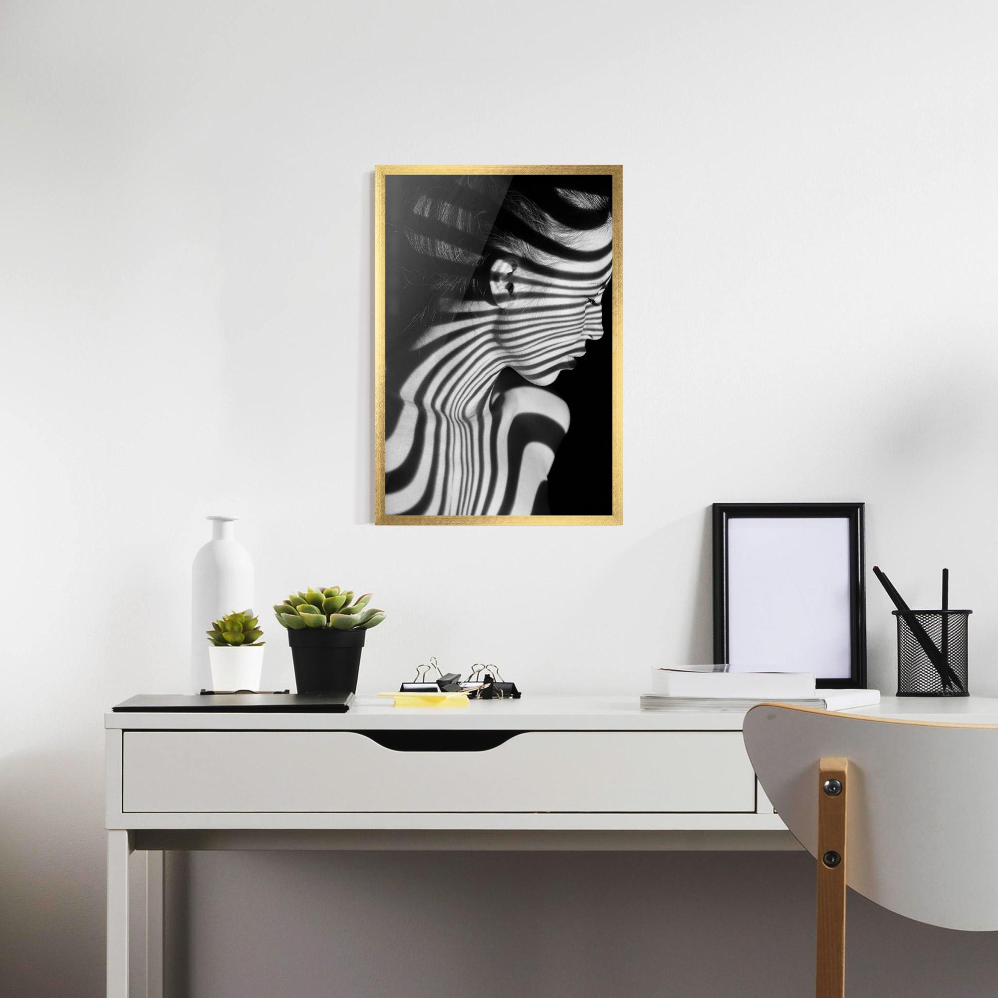 Plakat w Ramie Zebra Stripes Woman mockup 7