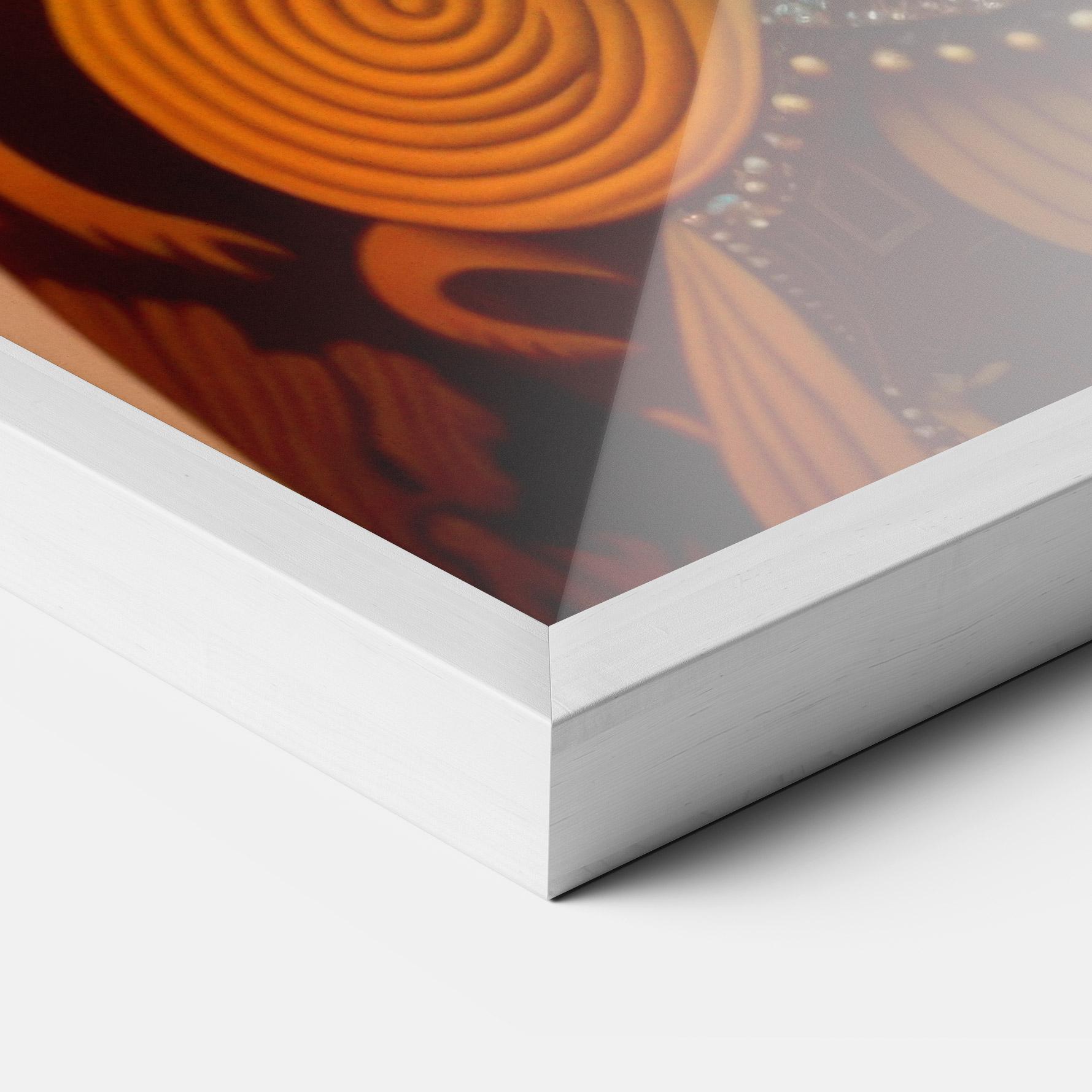 Plakat w Ramie Extravagant Clothing mockup 3