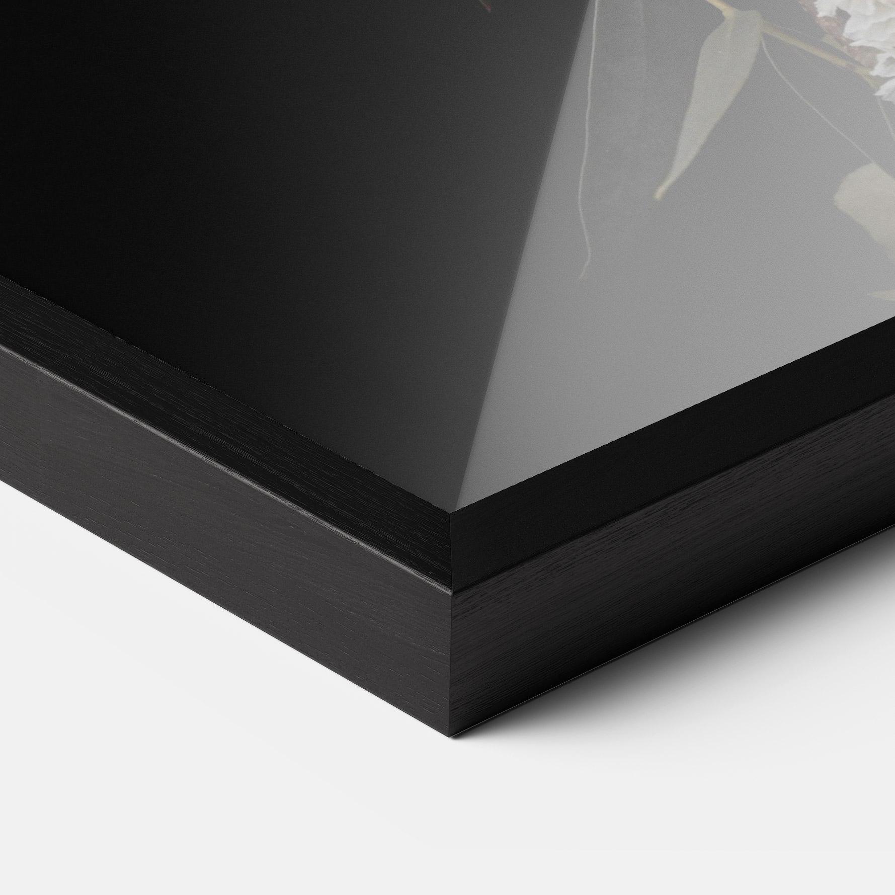 Plakat w Ramie Dark Flower Bouquet mockup 3