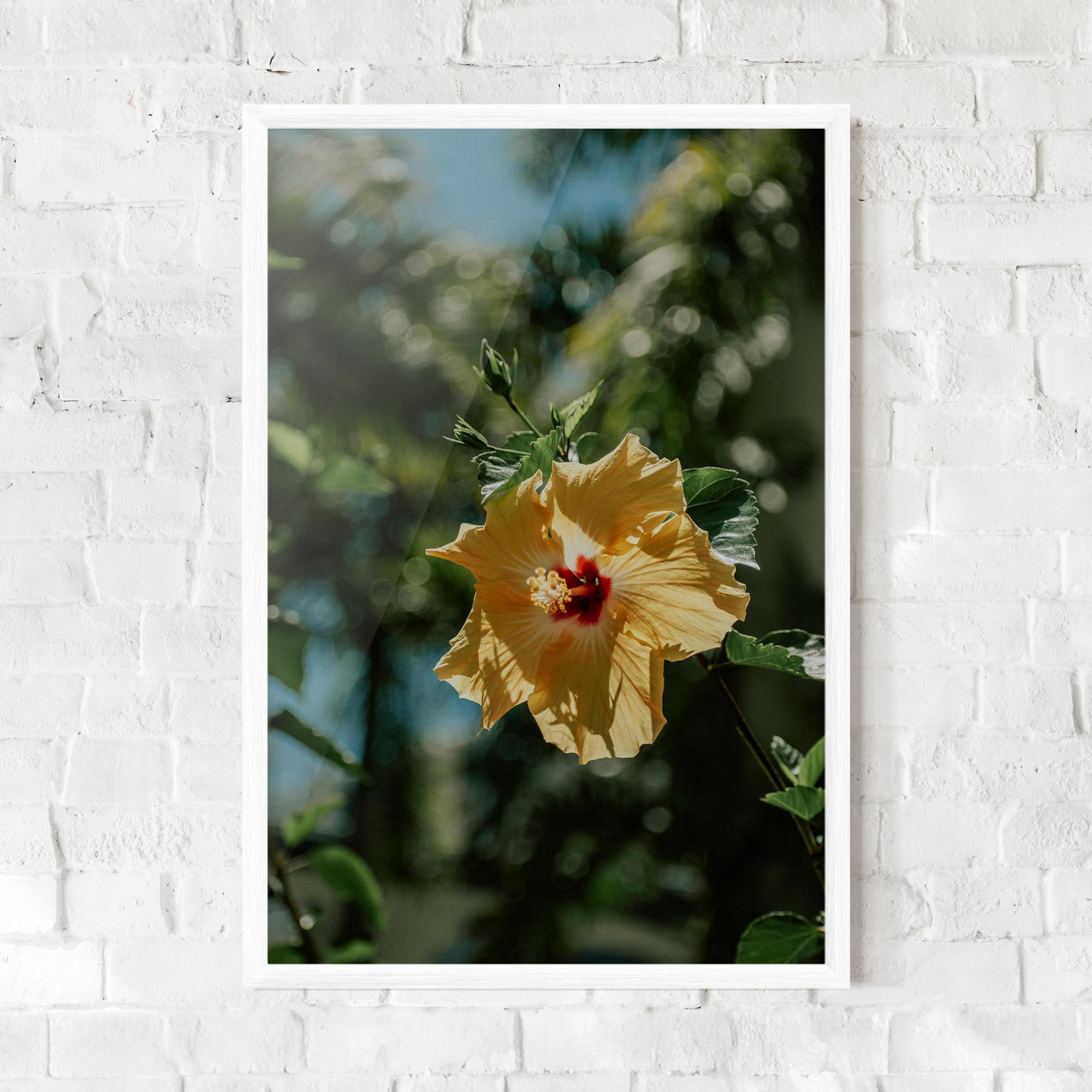 Plakat w Ramie Yellow Pretty Exotic mockup 0