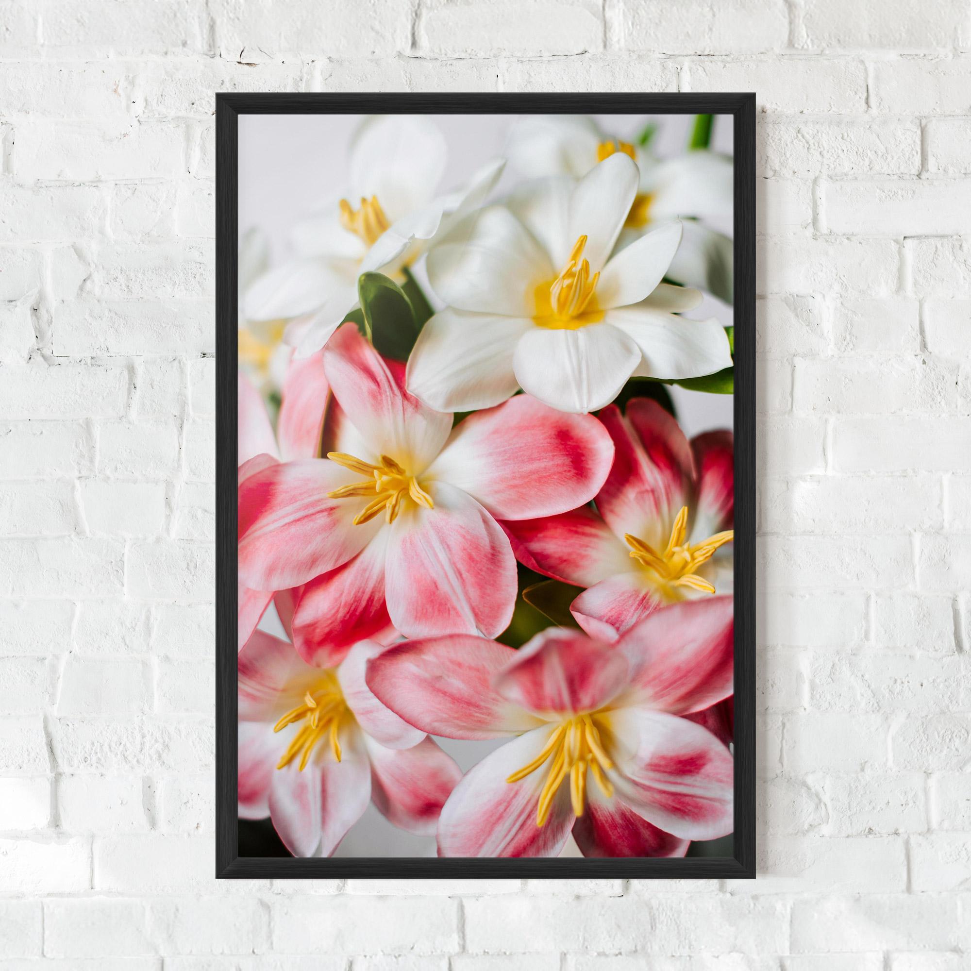 Plakat w Ramie Beautiful Exotic Flower mockup 0