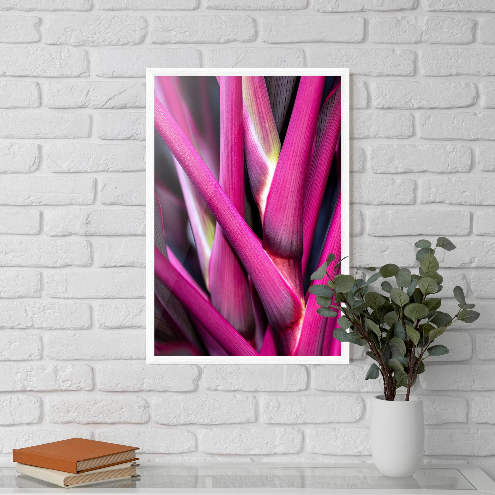 Plakat w Ramie Purple Exotic Plant mockup 5