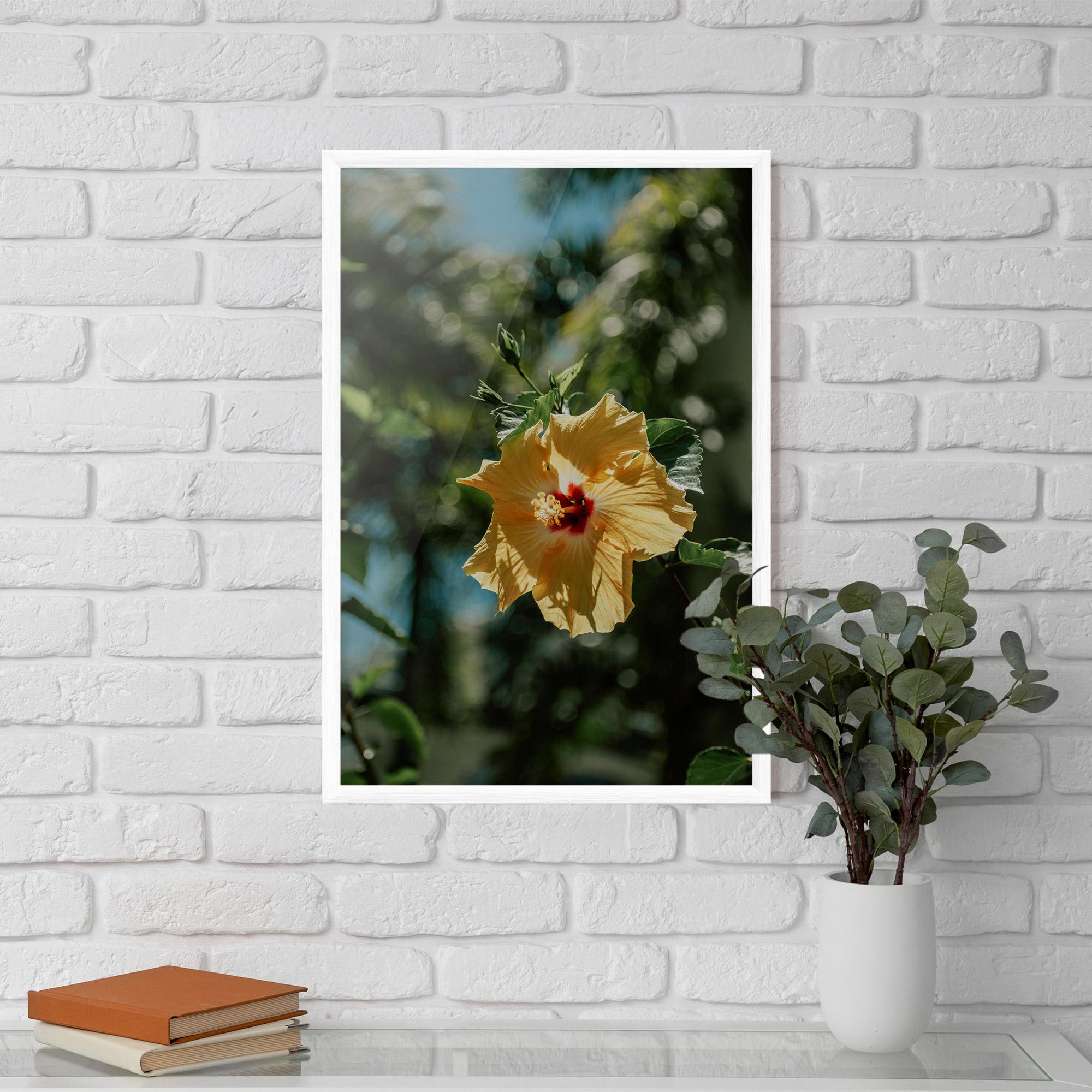 Plakat w Ramie Yellow Pretty Exotic mockup 5