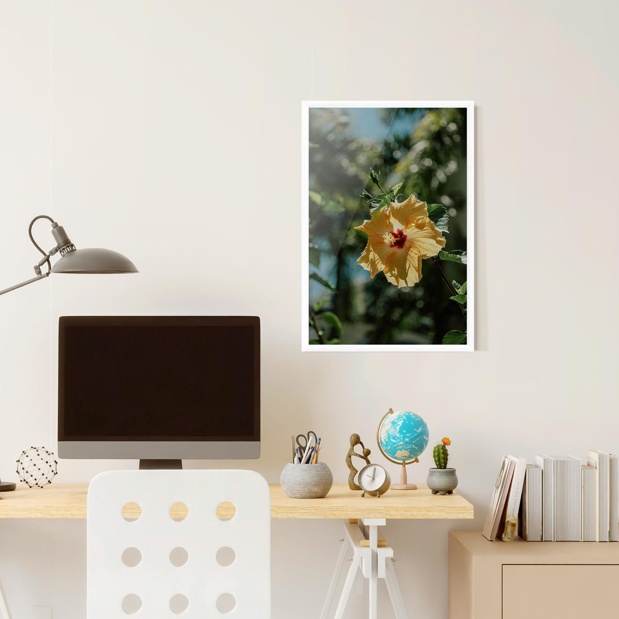 Plakat w Ramie Yellow Pretty Exotic mockup 6