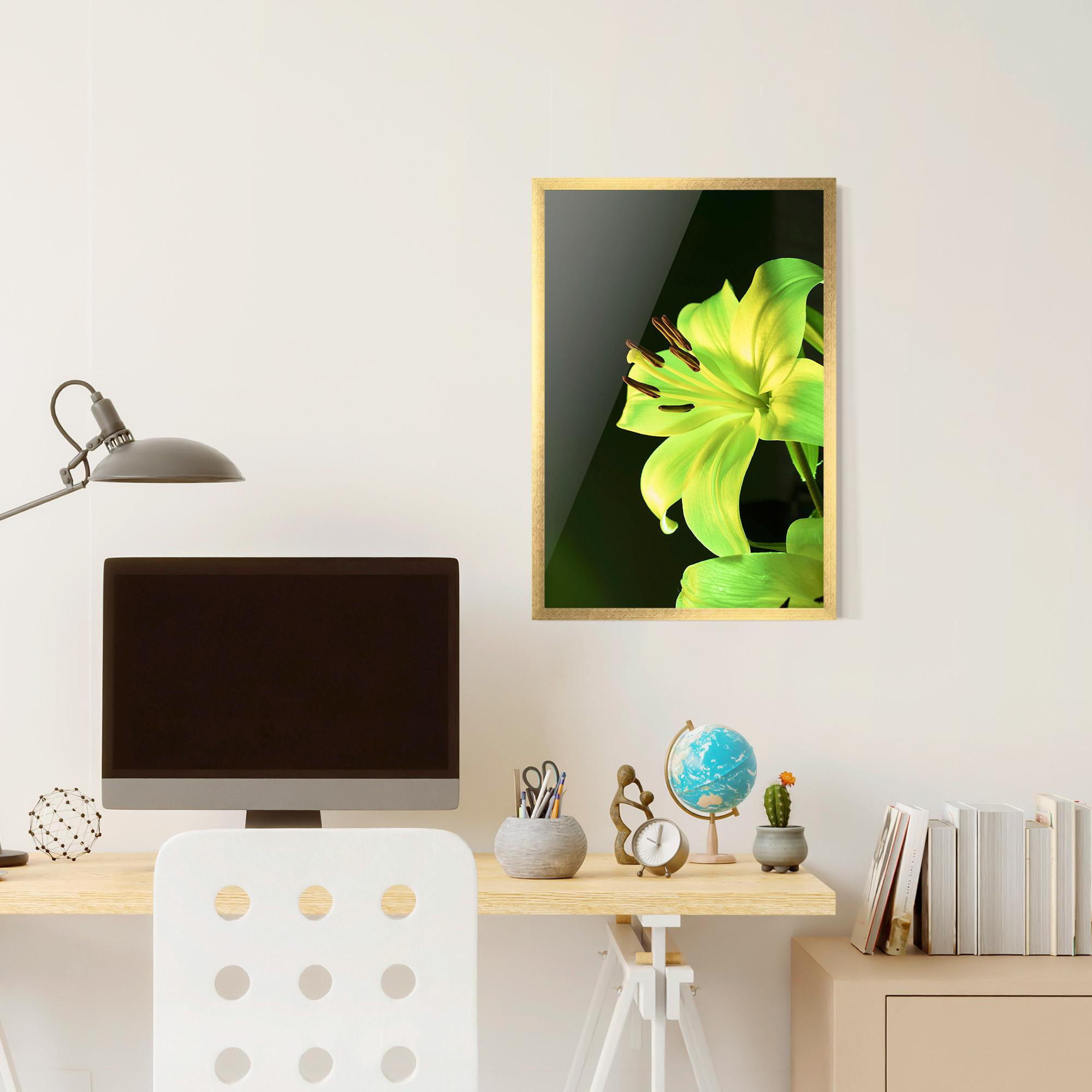 Plakat w Ramie Yellow Green Exotic mockup 6