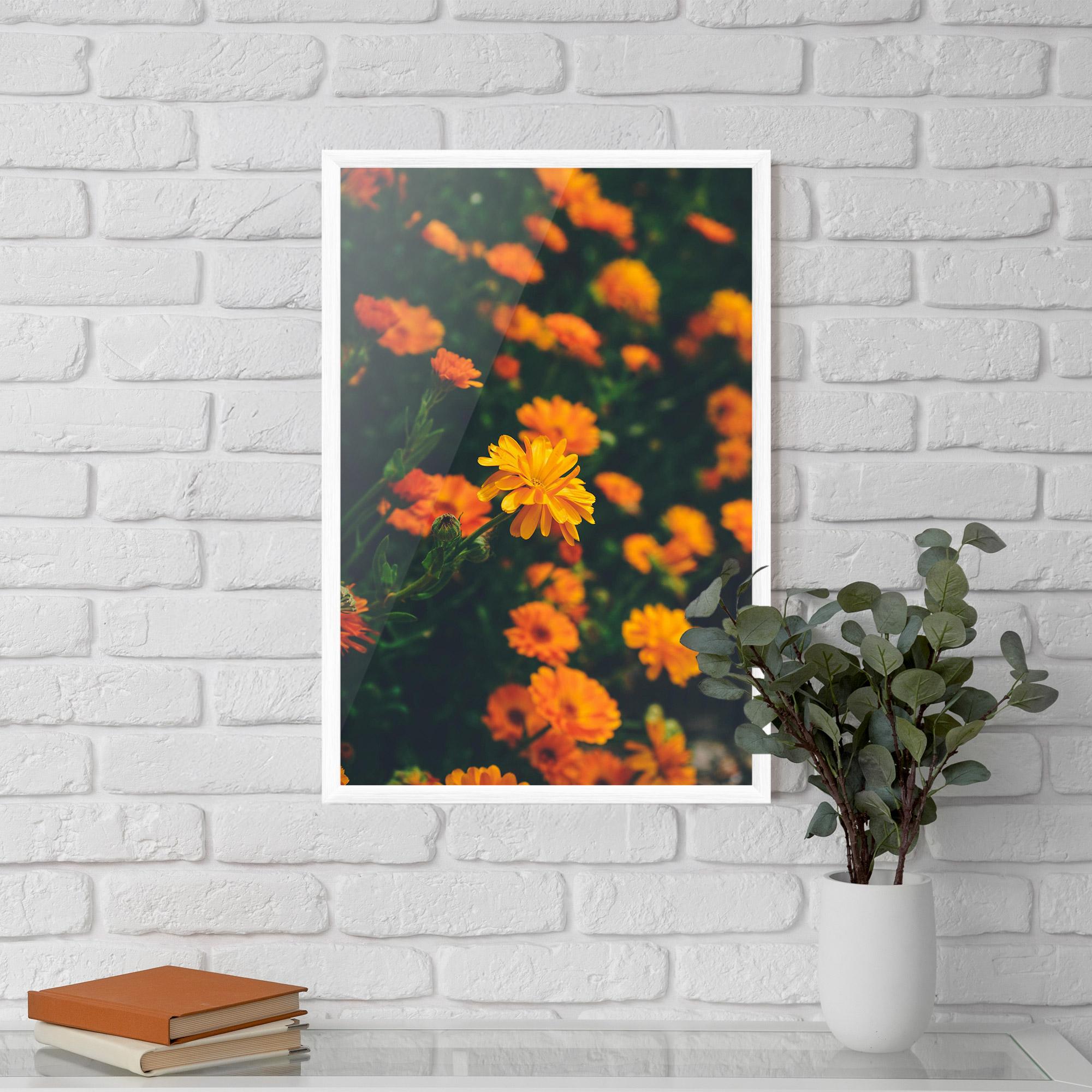 Plakat w Ramie Garden Orange Flowers mockup 5
