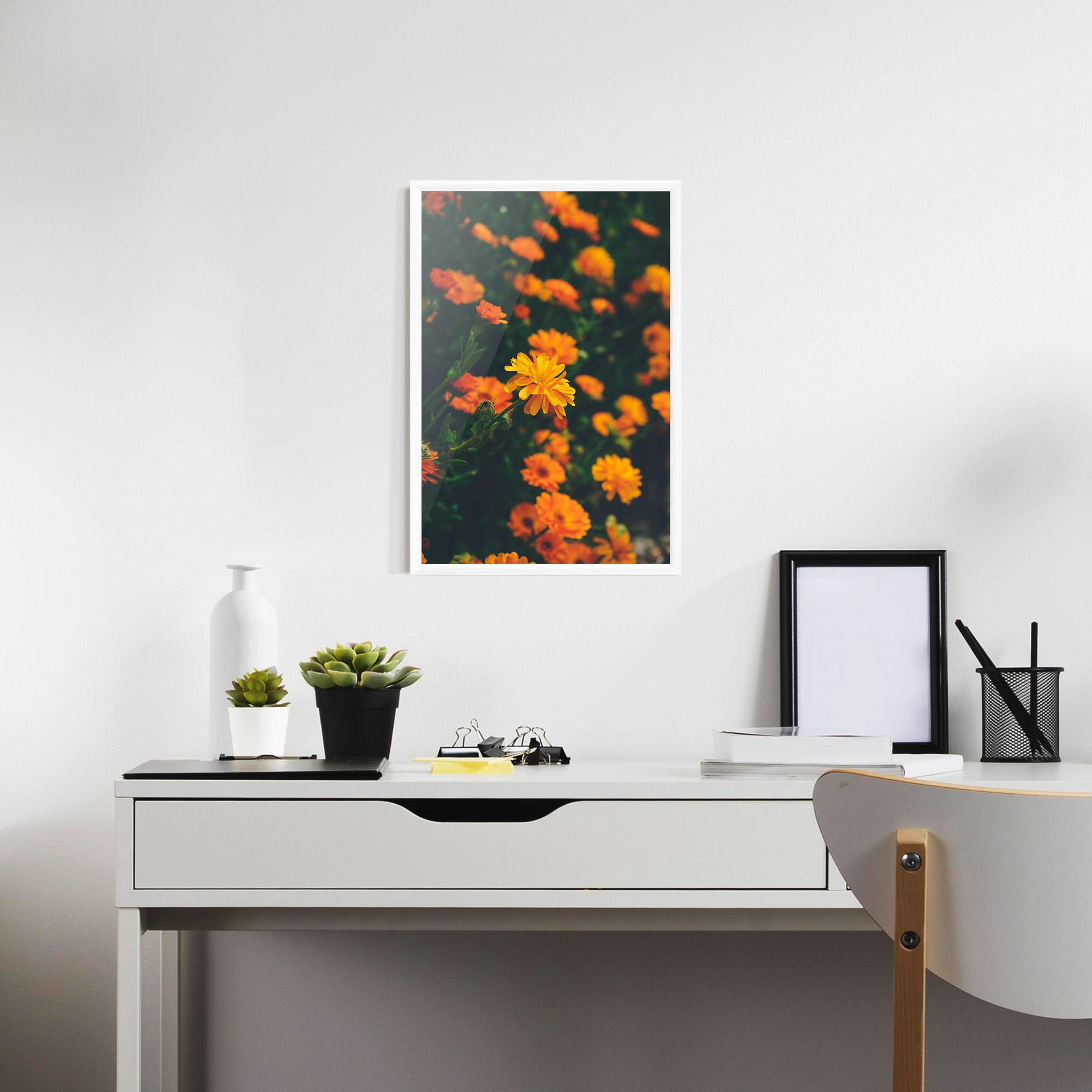 Plakat w Ramie Garden Orange Flowers mockup 7