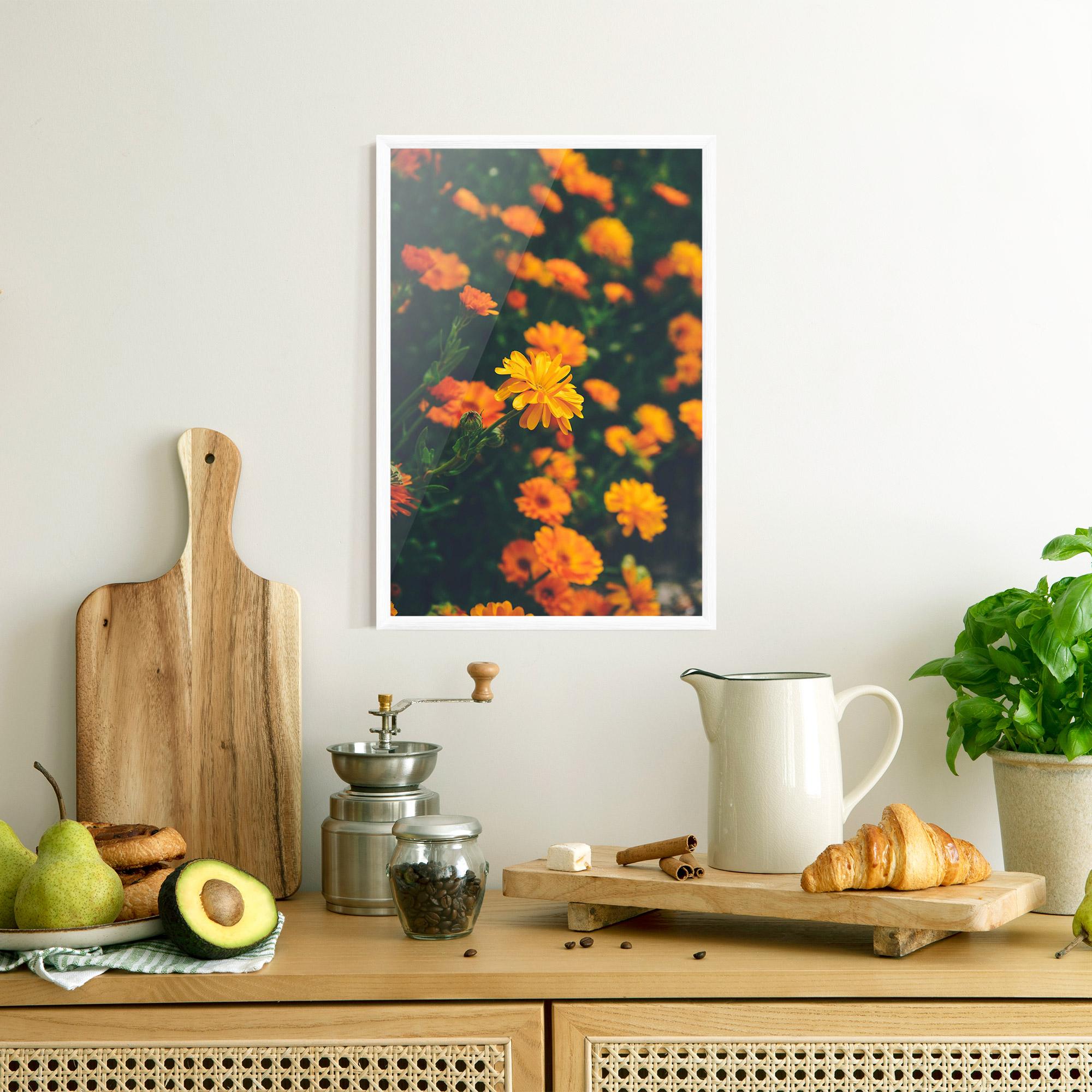 Plakat w Ramie Garden Orange Flowers mockup 8