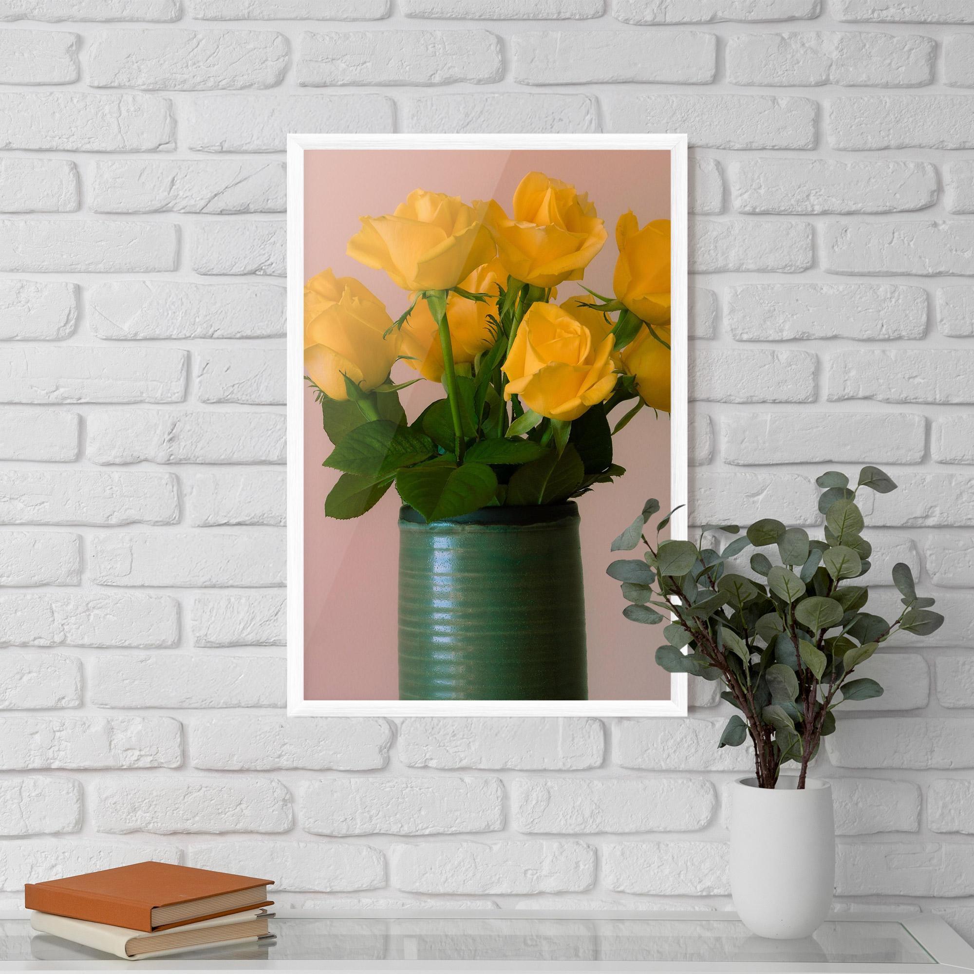 Plakat w Ramie Yellow Roses Vase mockup 5