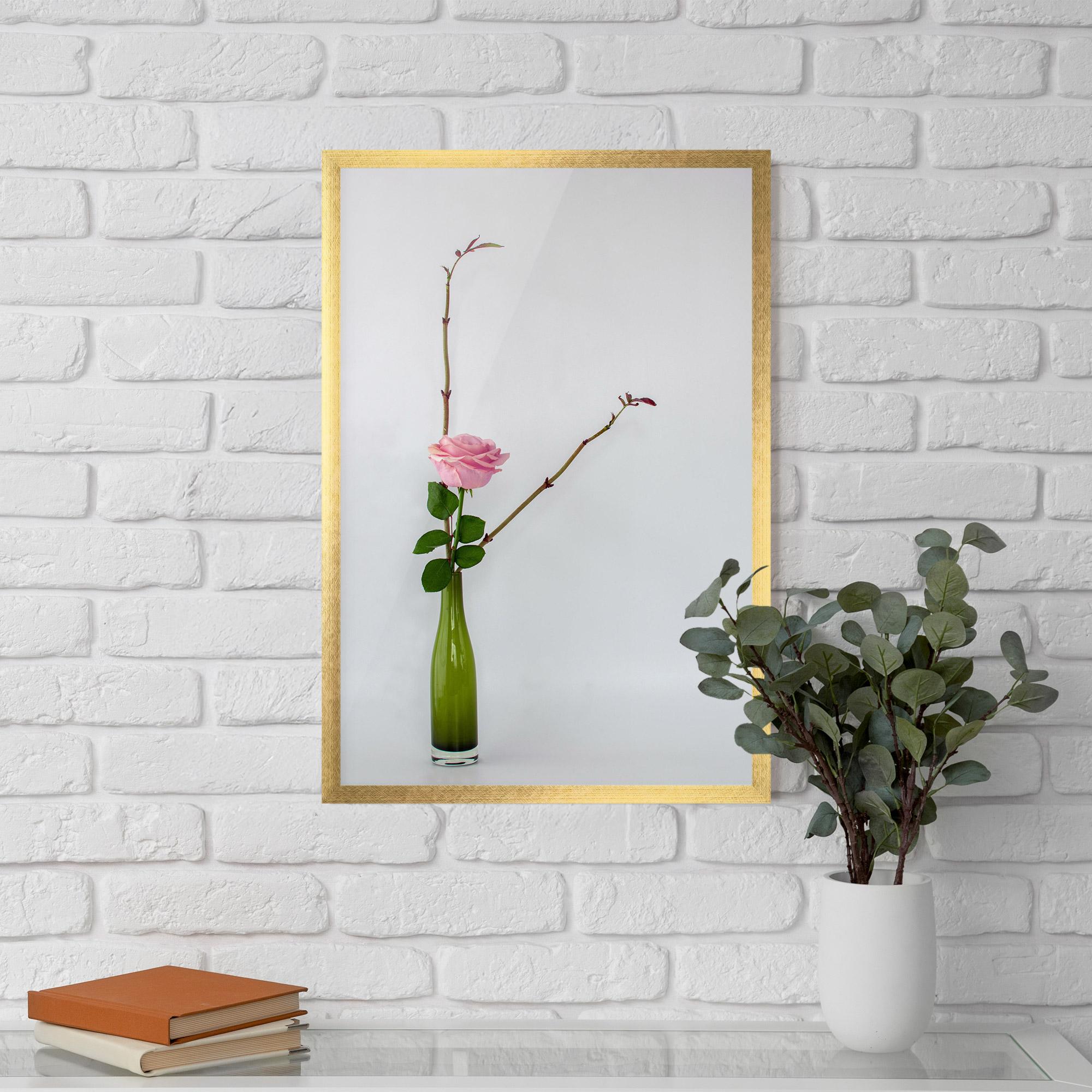 Plakat w Ramie Wine Vase mockup 5