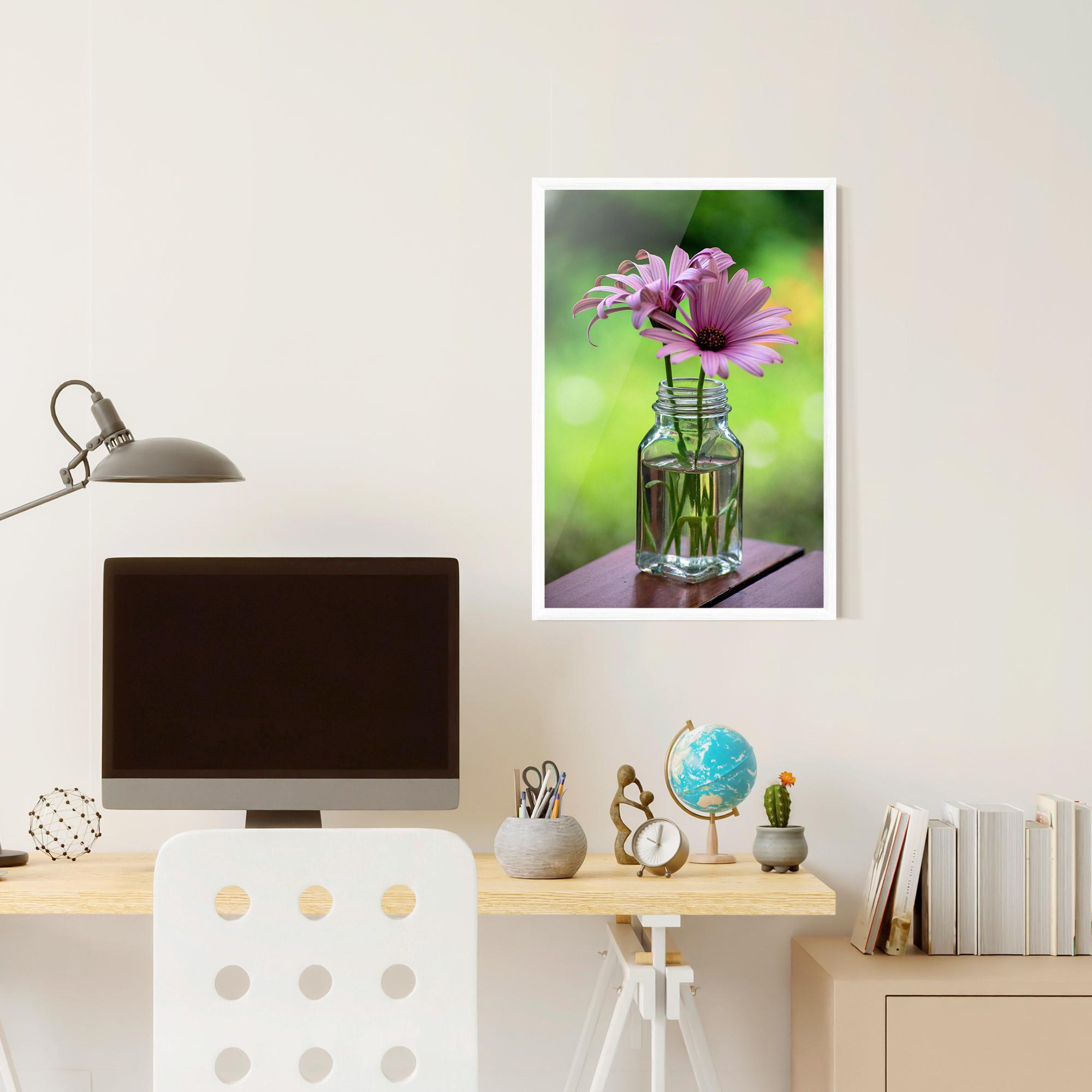 Plakat w Ramie Pink Flower Vase mockup 6