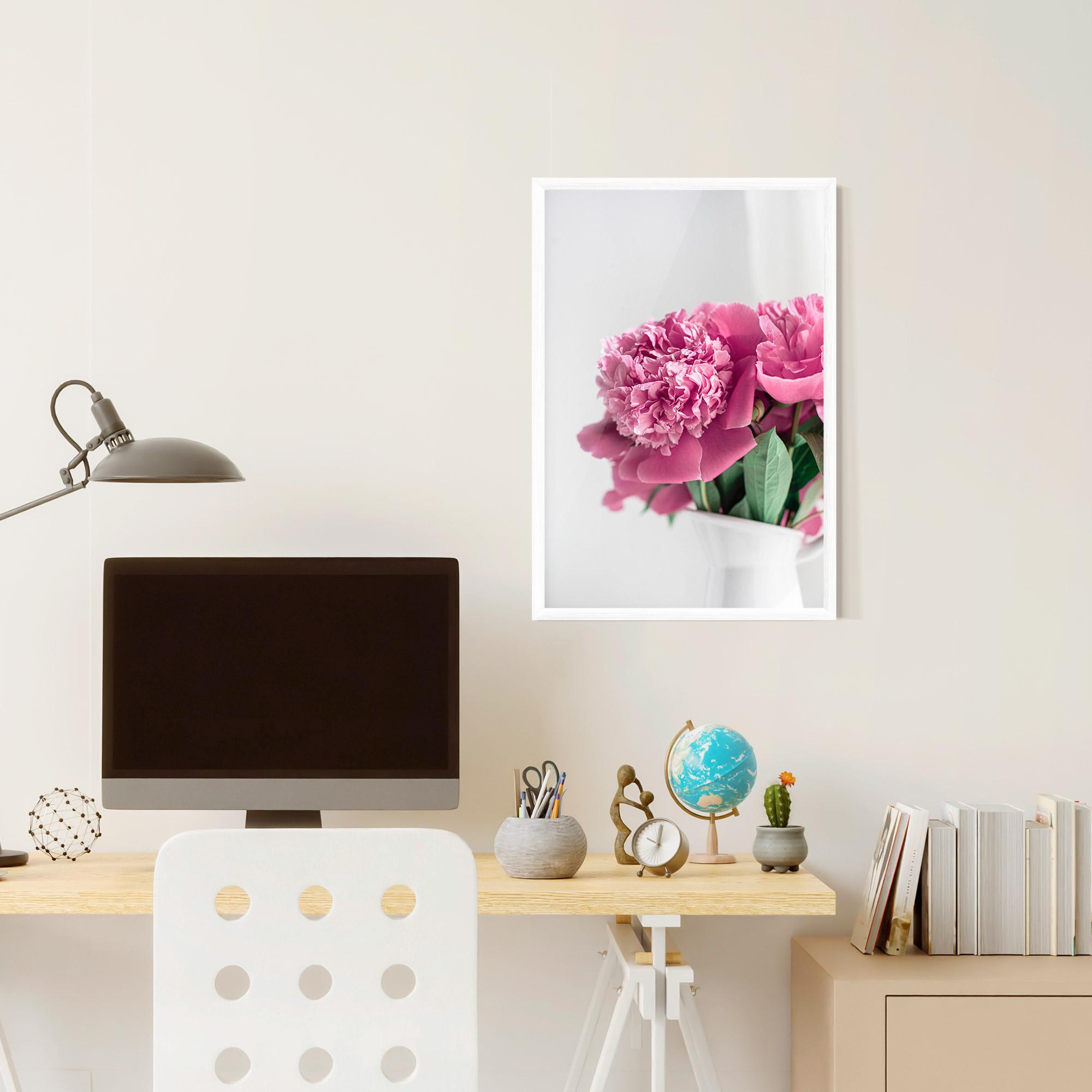 Plakat w Ramie White Vase Pink mockup 6
