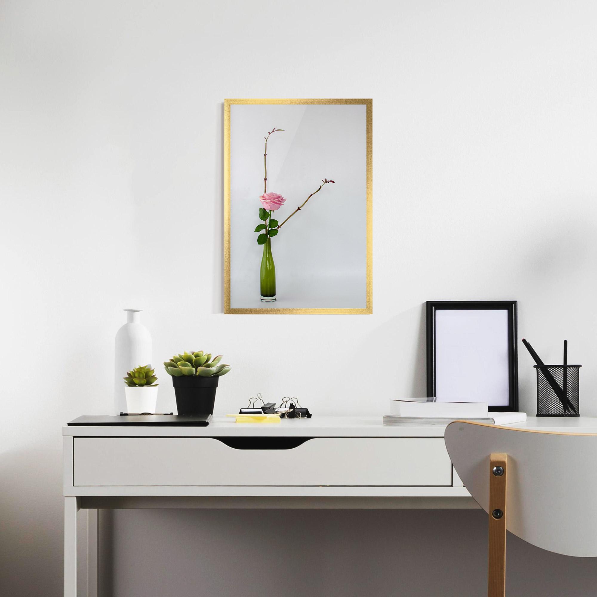 Plakat w Ramie Wine Vase mockup 7