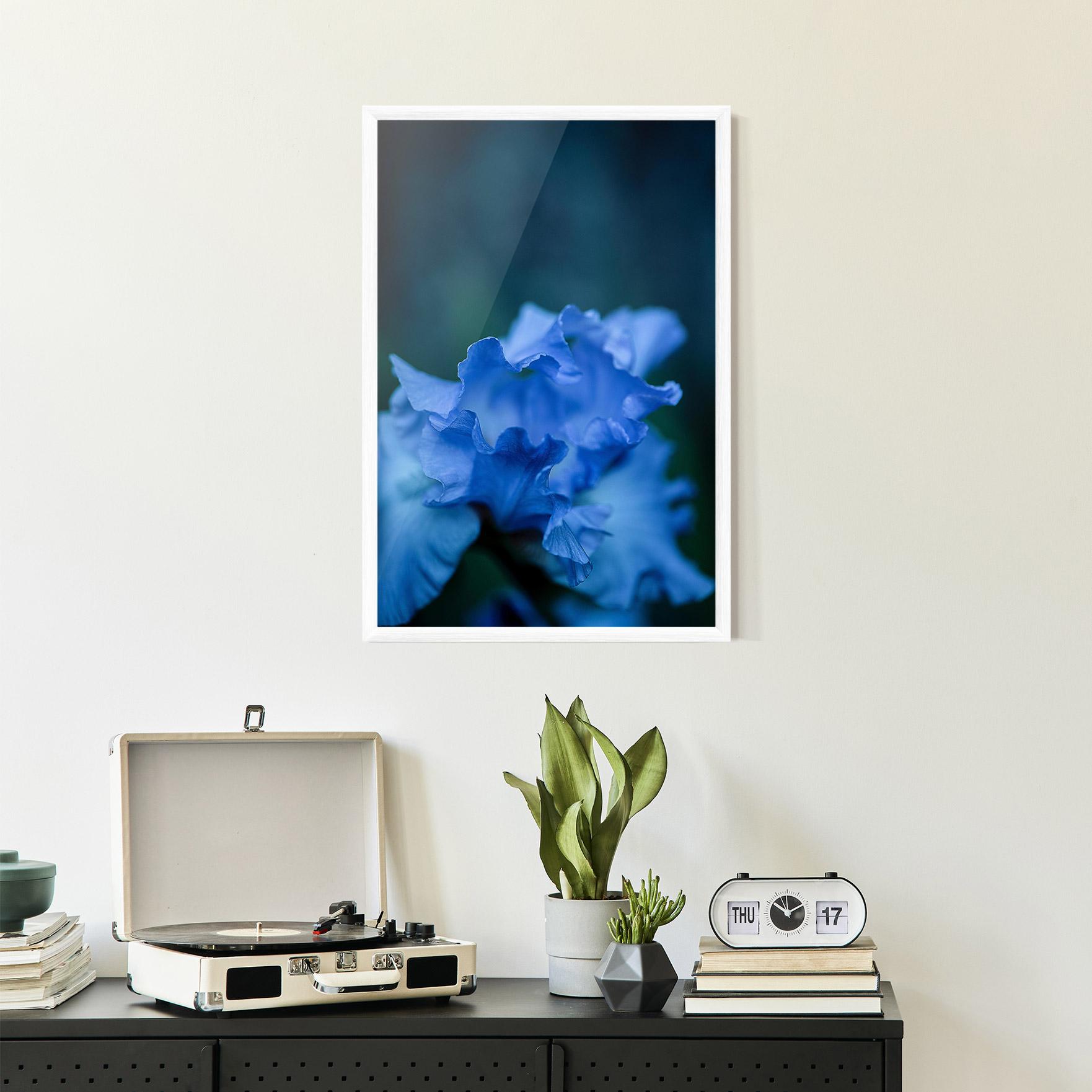 Plakat w Ramie Ocean Blue Iris mockup 2