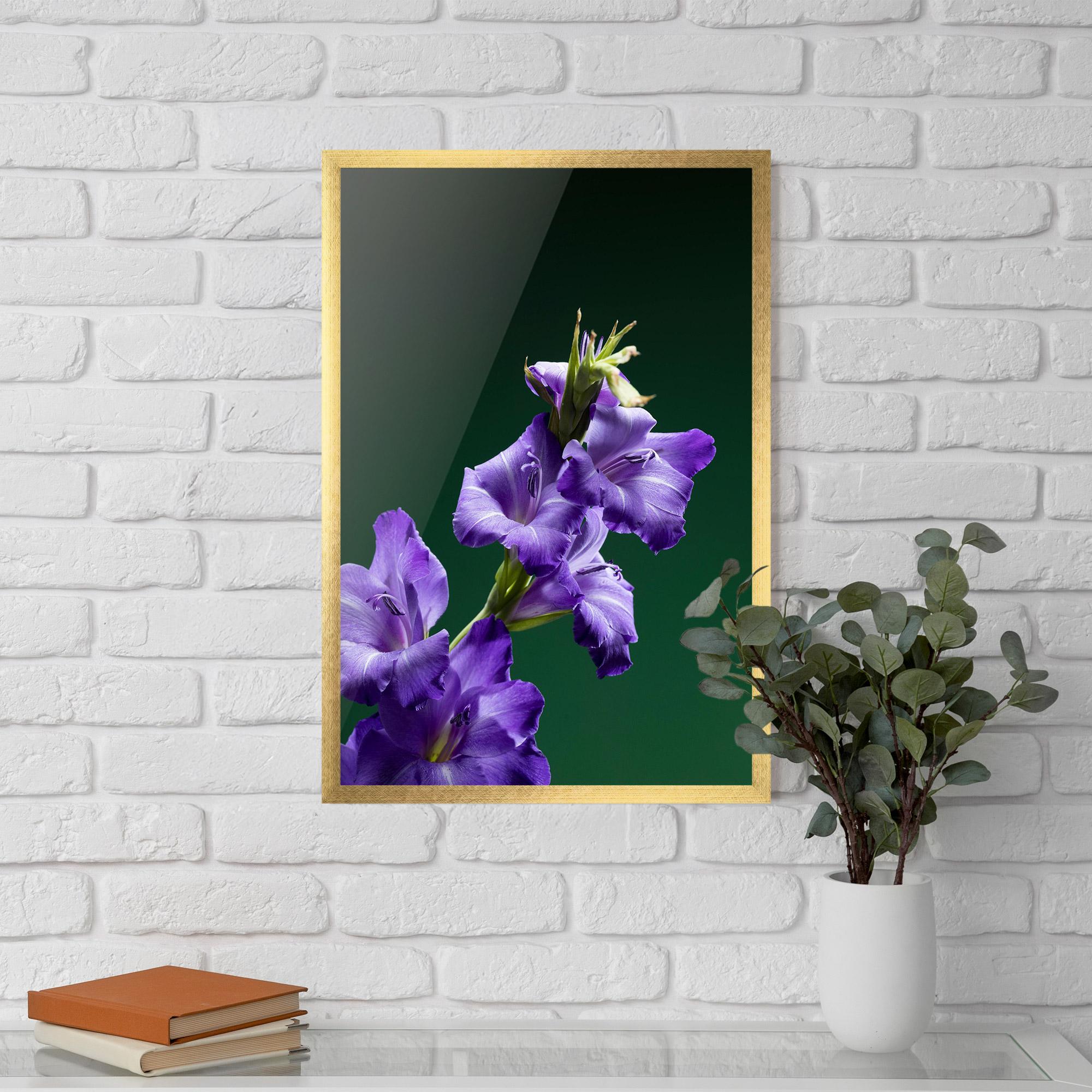 Plakat w Ramie Iris On Green mockup 5