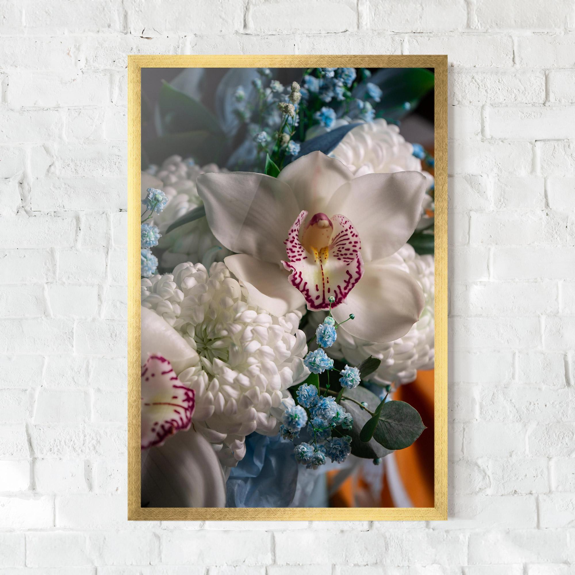 Plakat w Ramie White Orchid With Blue mockup 0