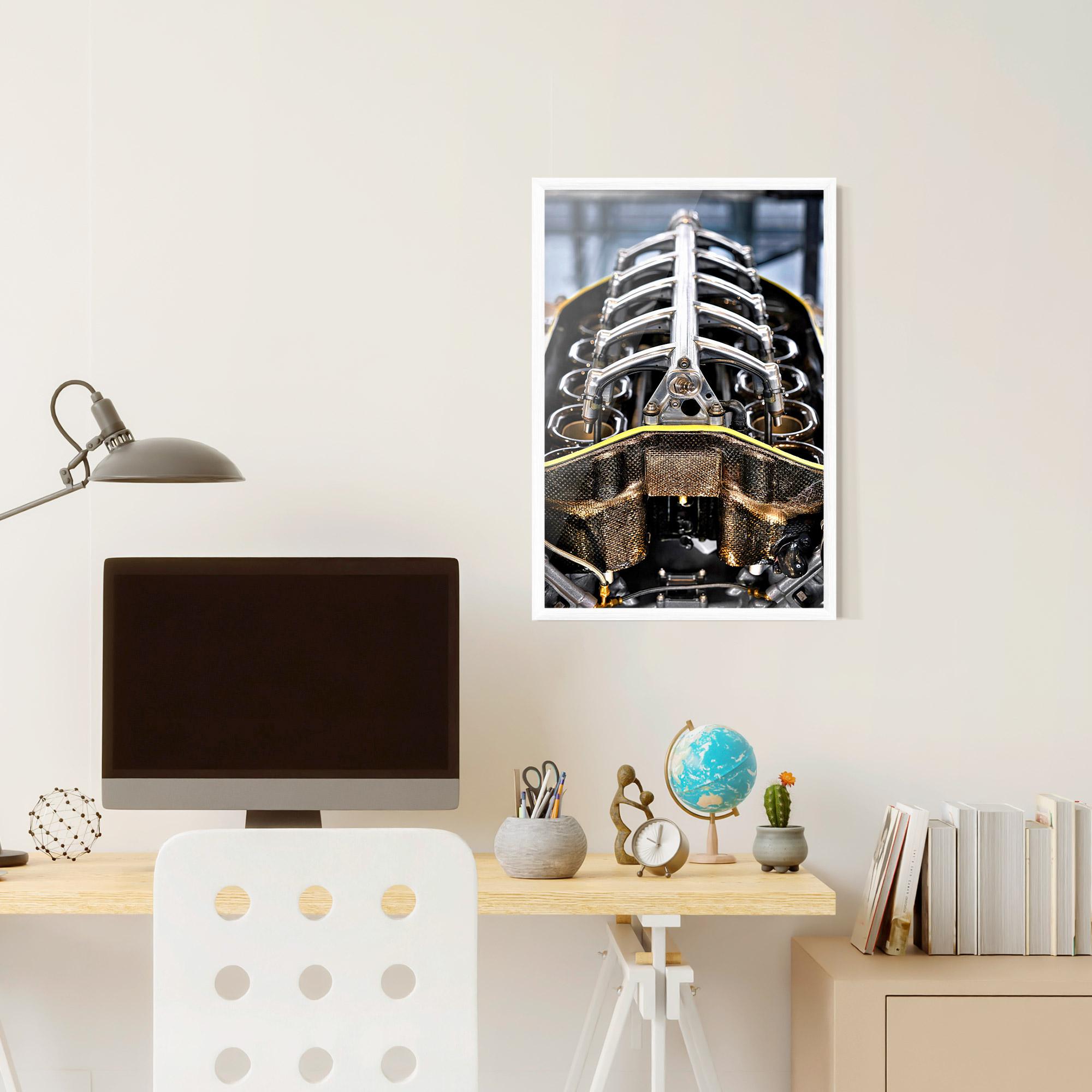 Plakat w Ramie Engine mockup 6