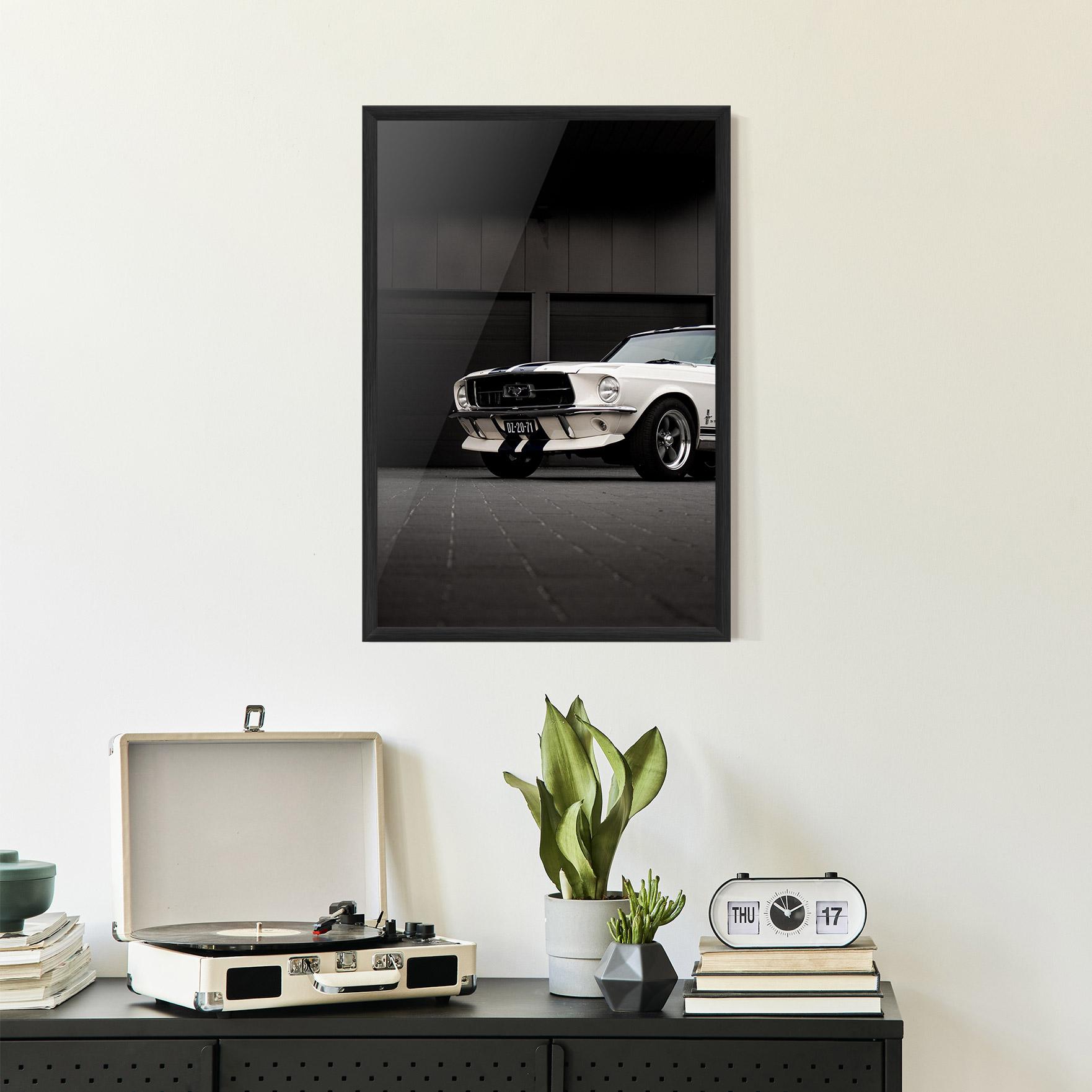 Plakat w Ramie White Vintage Car mockup 2