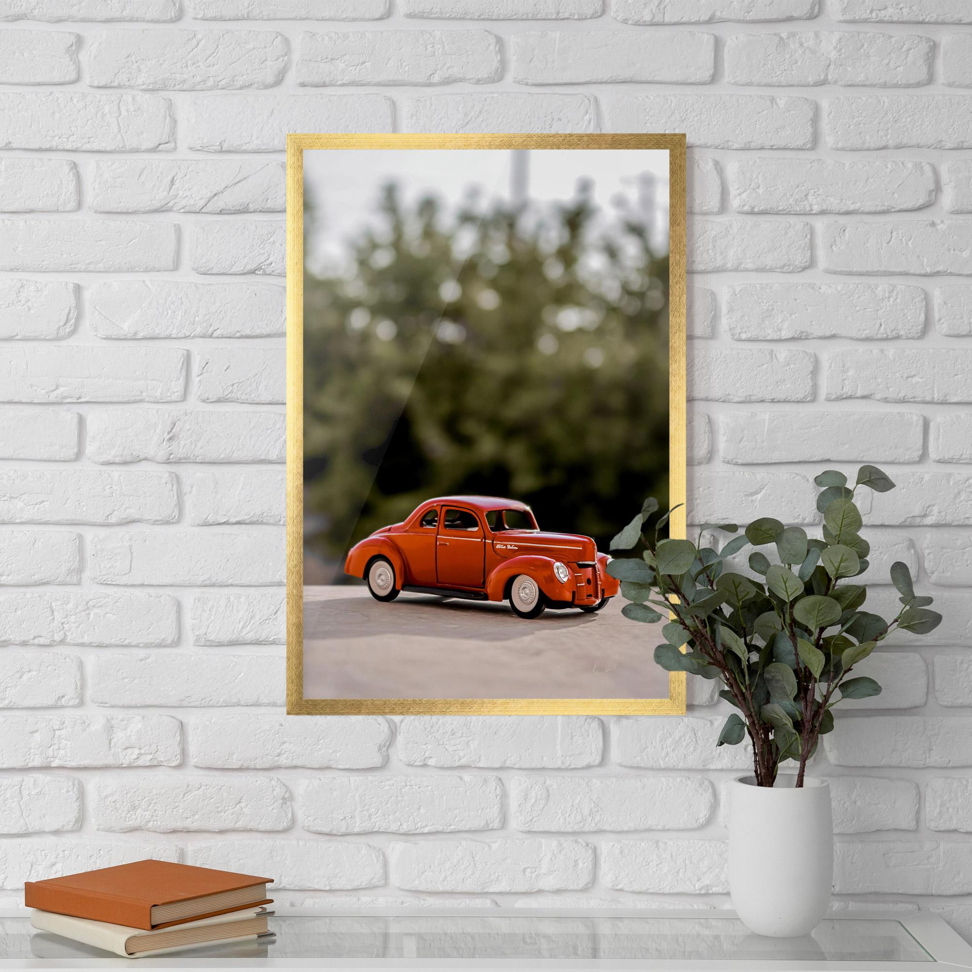 Plakat w Ramie Vintage Orange Toy mockup 5