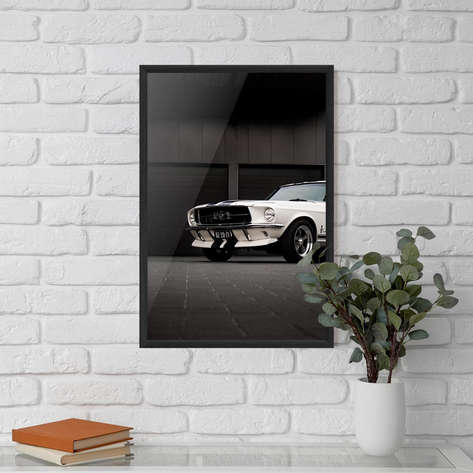 Plakat w Ramie White Vintage Car mockup 5