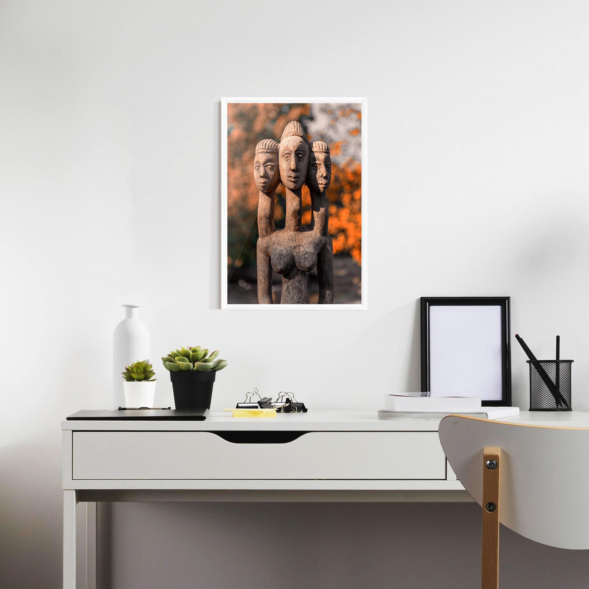 Plakat w Ramie Three Heads Statue mockup 7