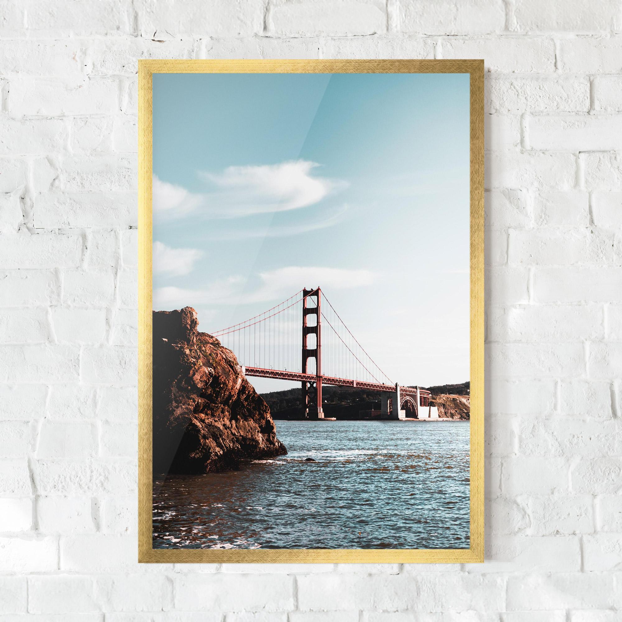 Plakat w Ramie Water Red Bridge mockup 0