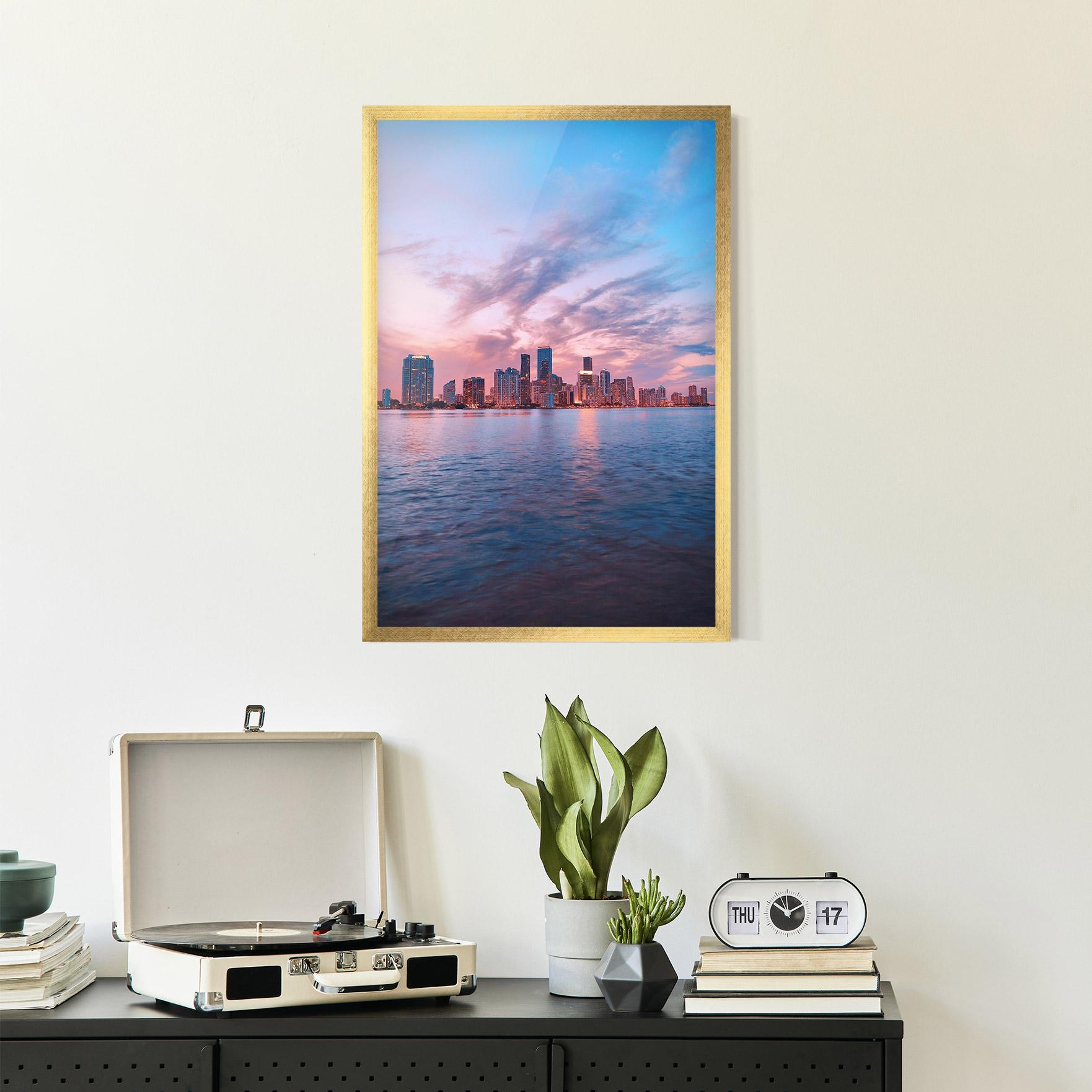 Plakat w Ramie Over The Lake mockup 2