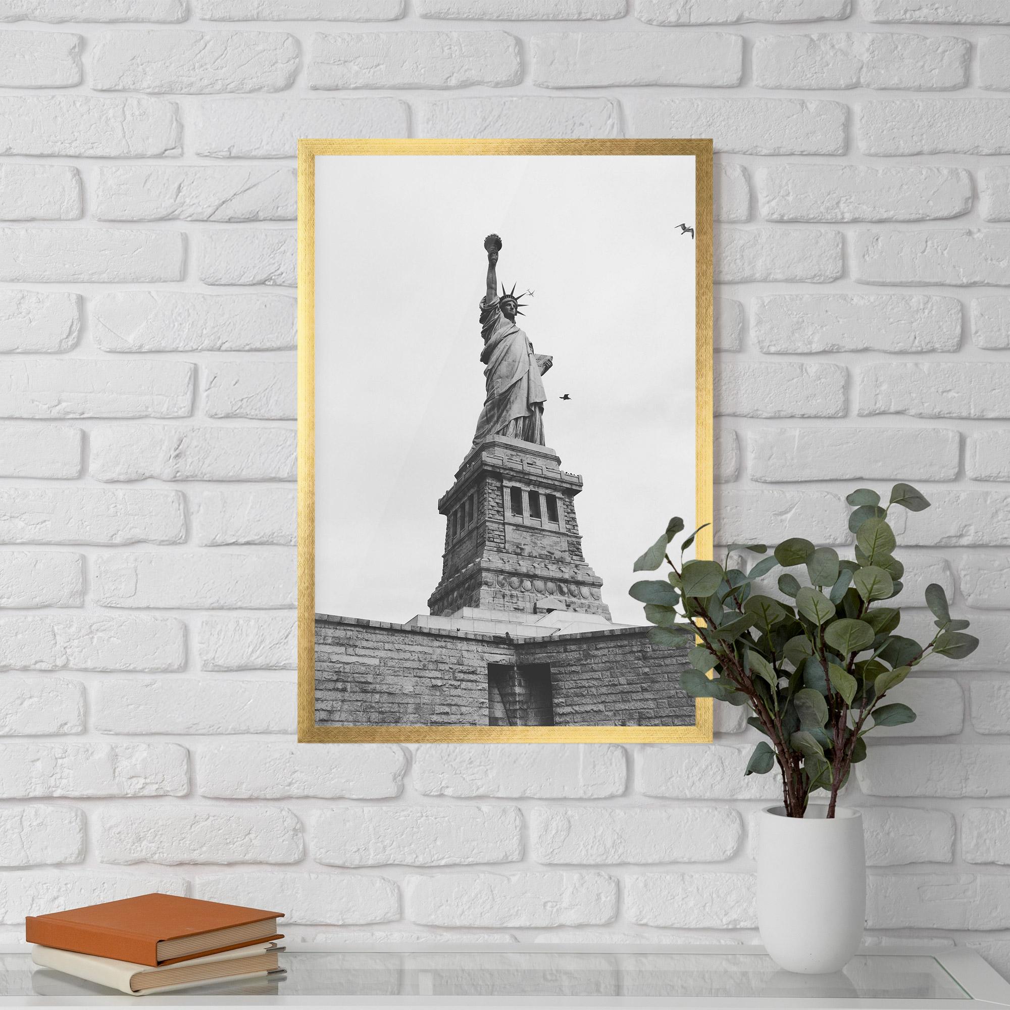 Plakat w Ramie The Statue Of Liberty mockup 5