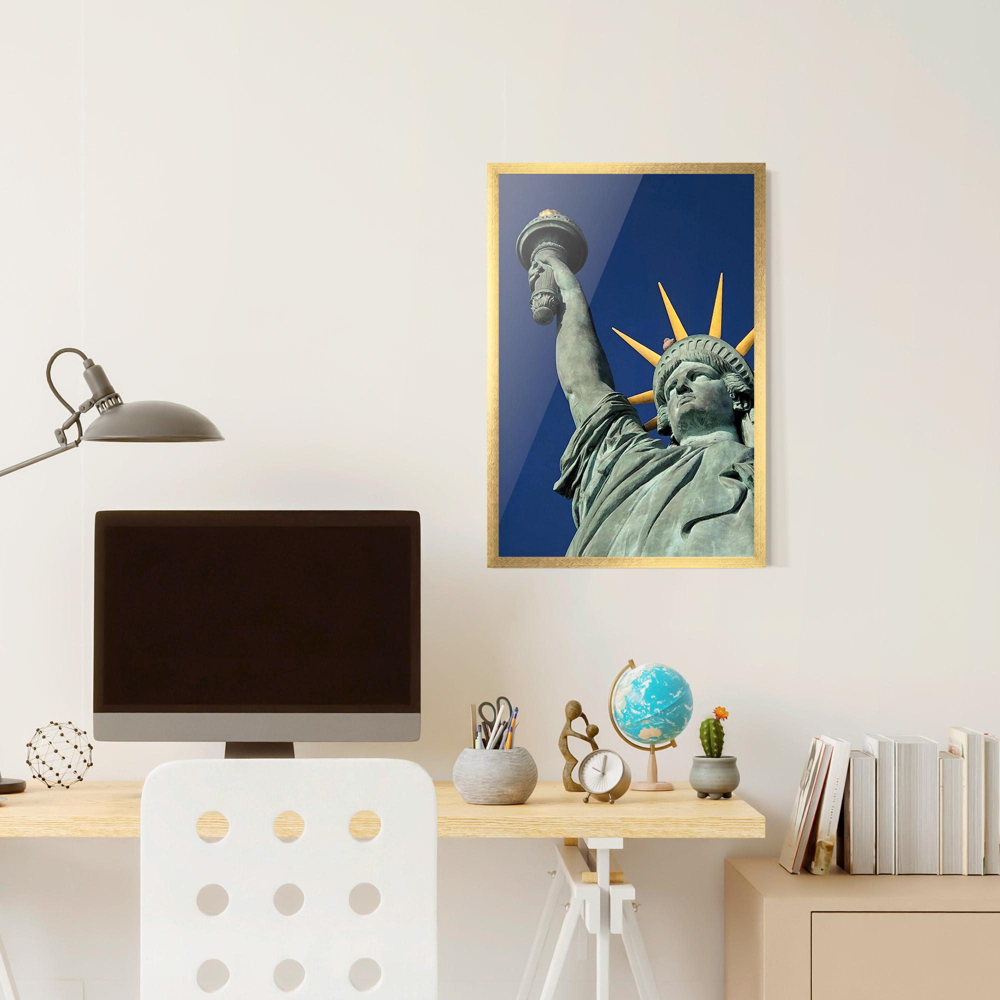 Plakat w Ramie Statue Of Liberty mockup 6