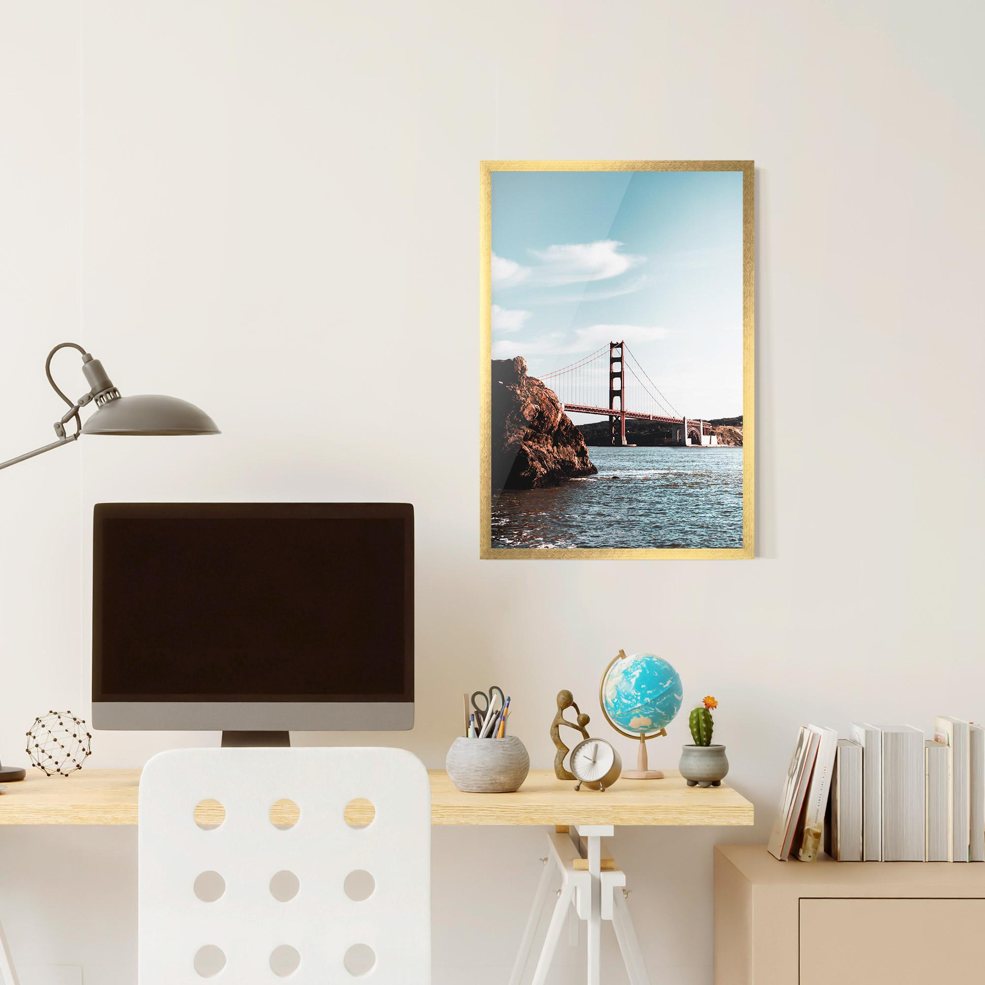 Plakat w Ramie Water Red Bridge mockup 6