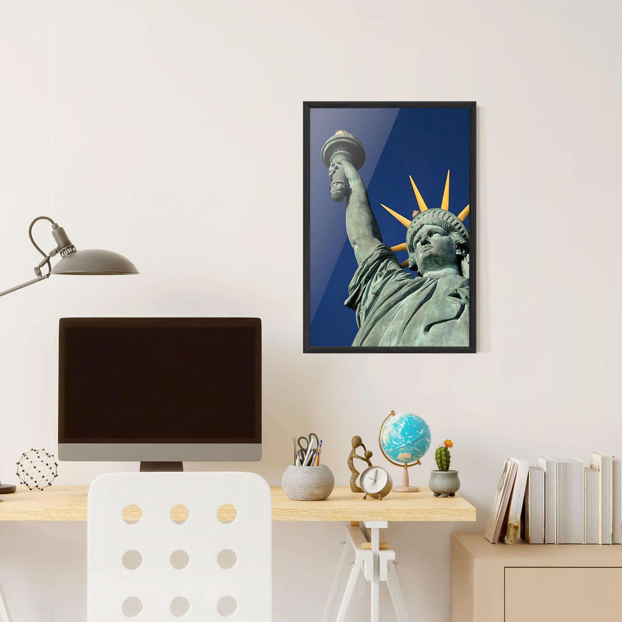 Plakat w Ramie Statue Of Liberty mockup 6