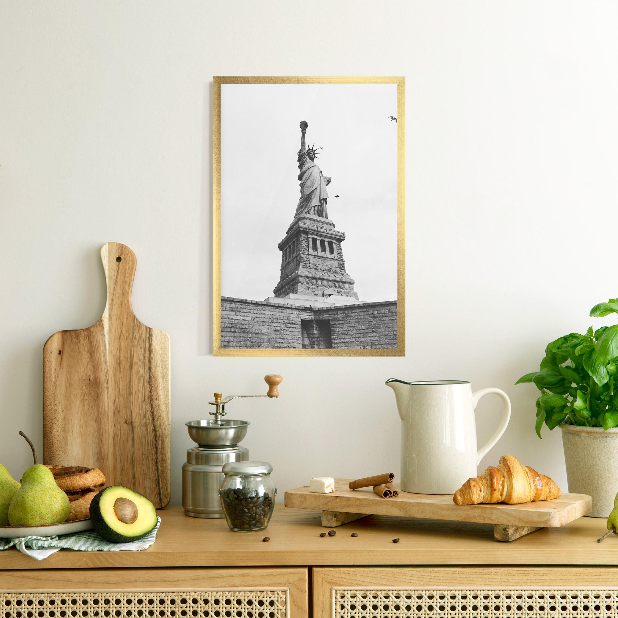 Plakat w Ramie The Statue Of Liberty mockup 8