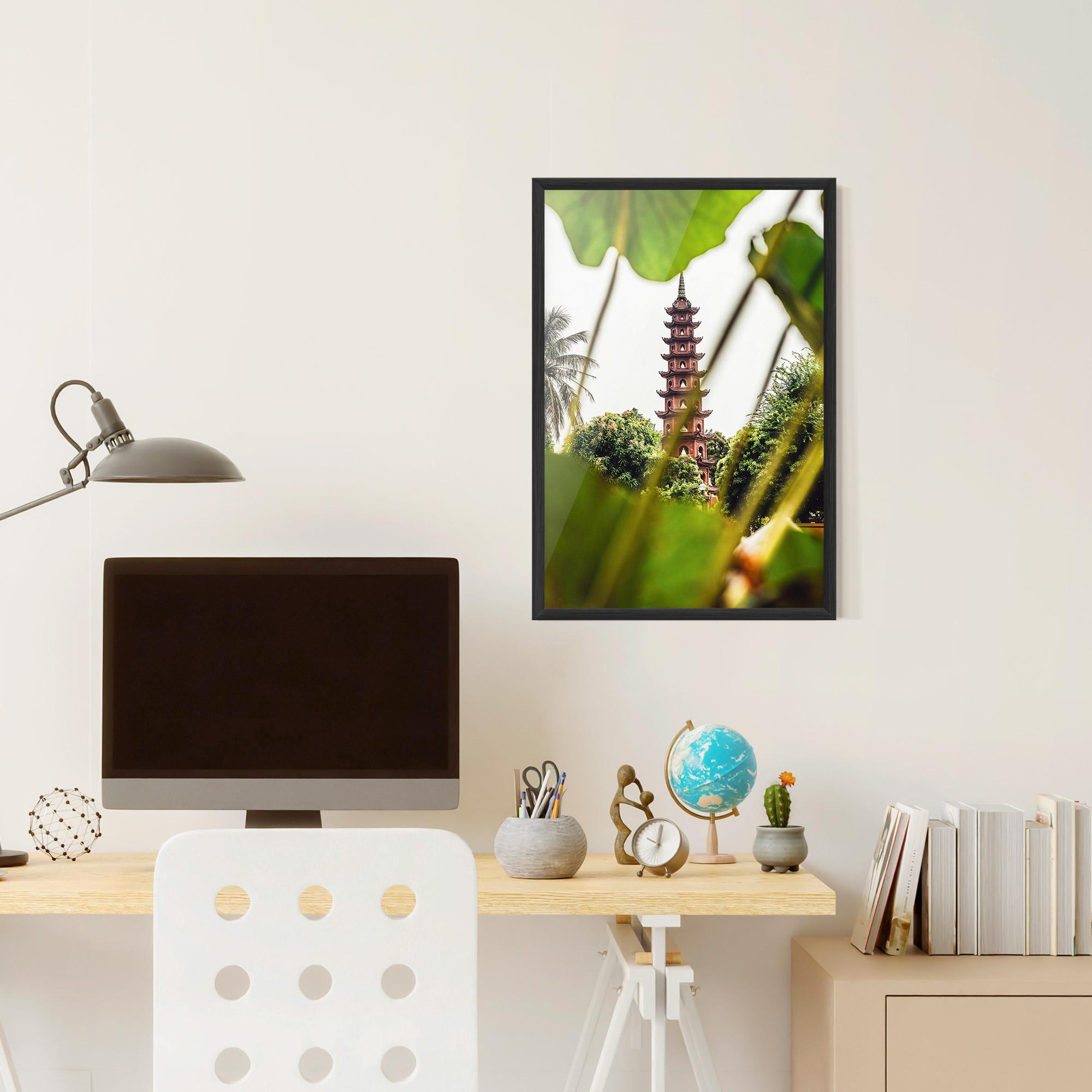 Plakat w Ramie Tran Quoc Pagoda mockup 6