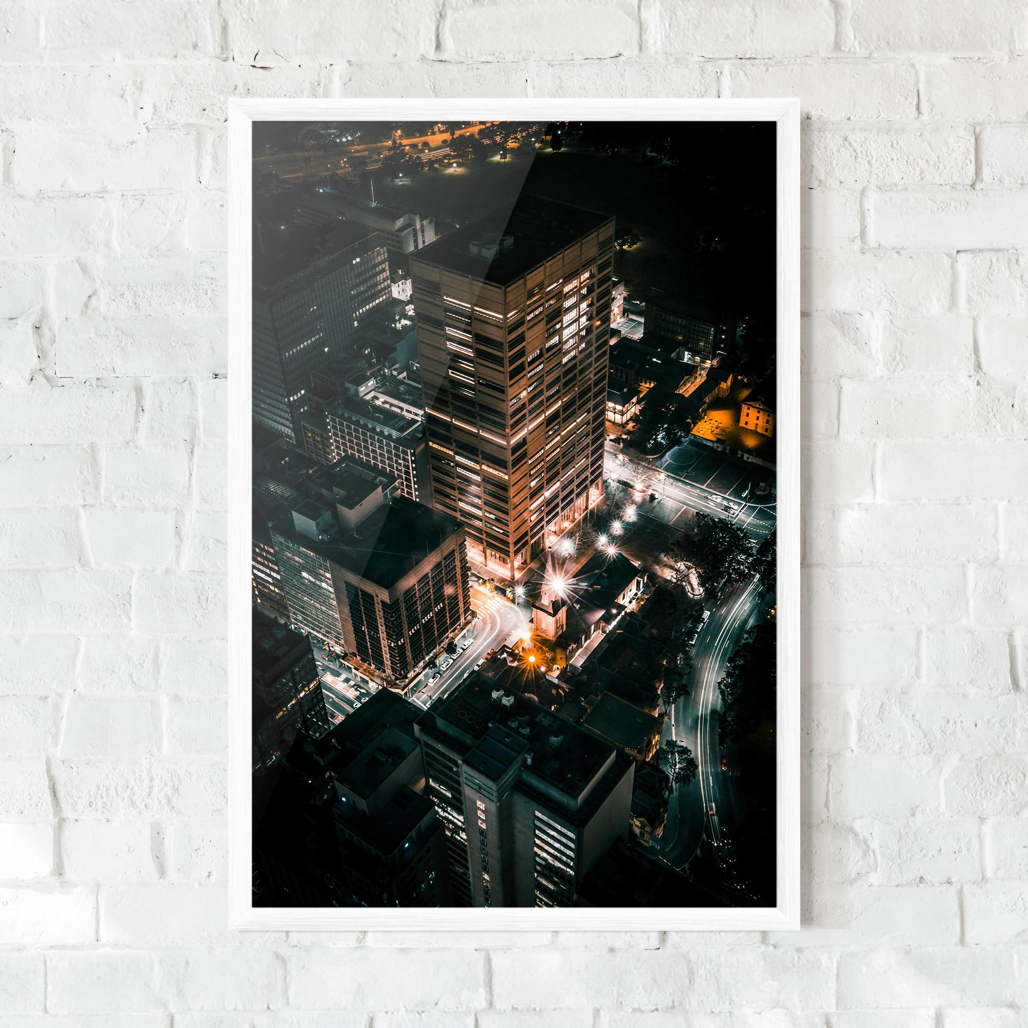 Plakat w Ramie Cream Building Night mockup 0