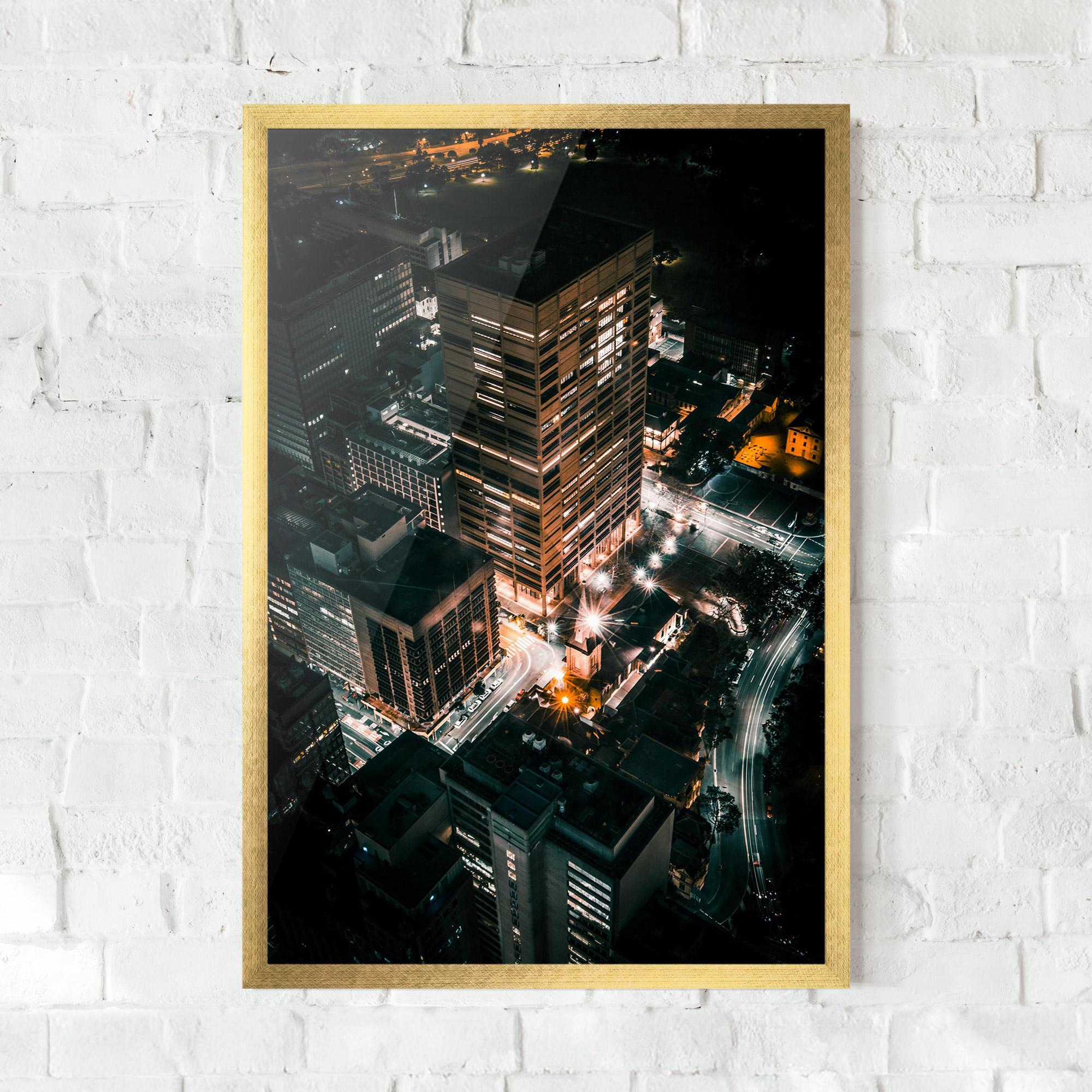 Plakat w Ramie Cream Building Night mockup 0