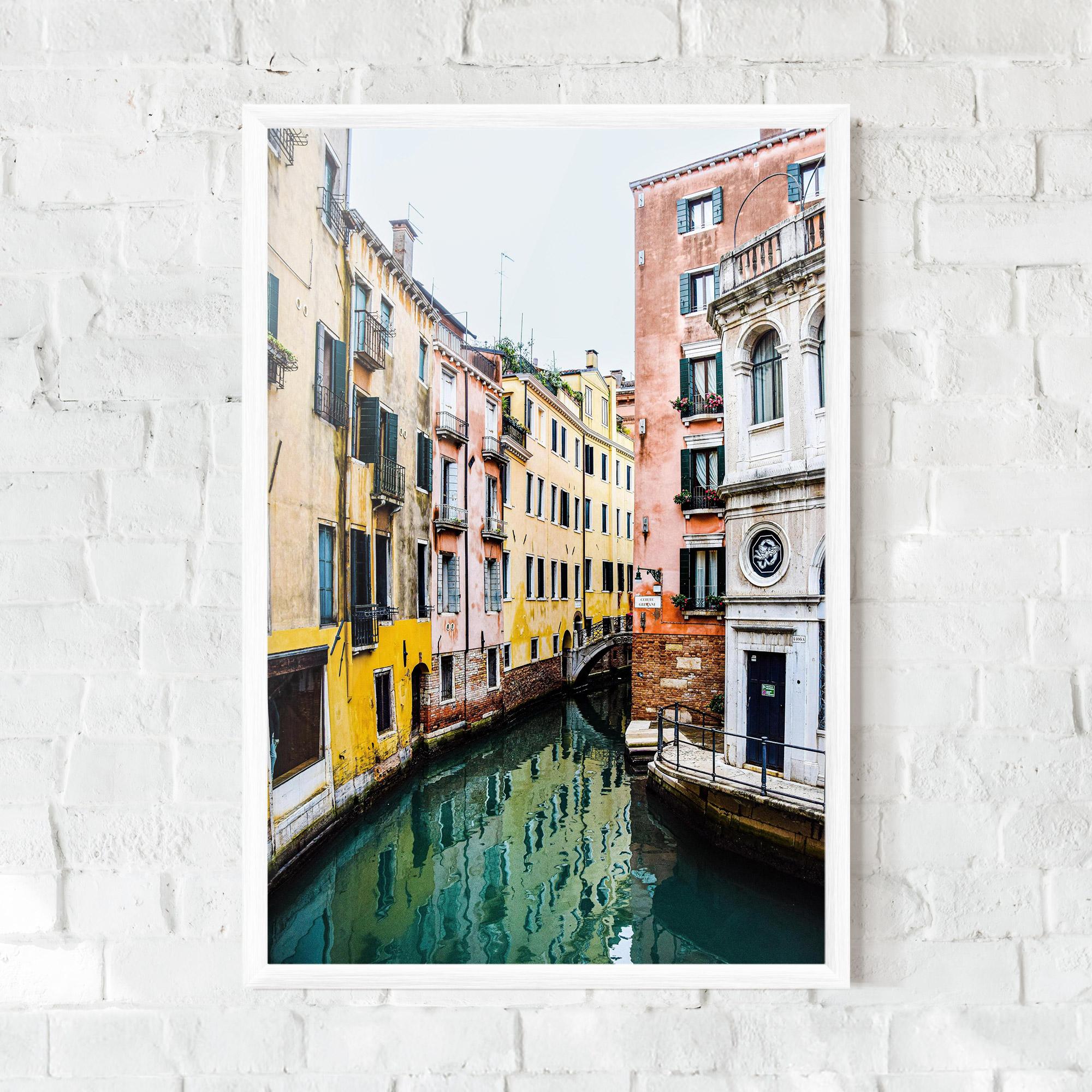 Plakat w Ramie Colorful Water Building mockup 0