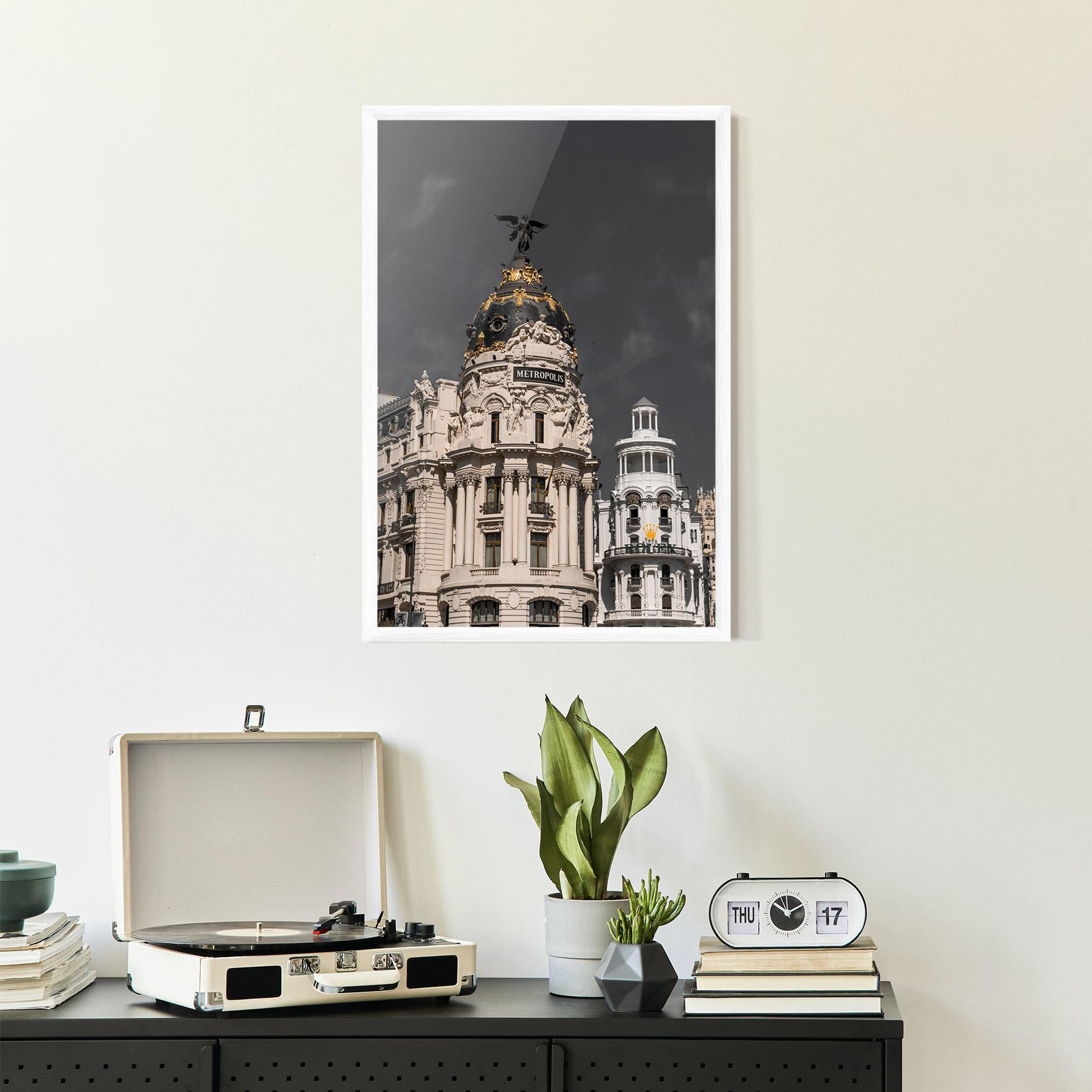 Plakat w Ramie Metropolis Building mockup 2
