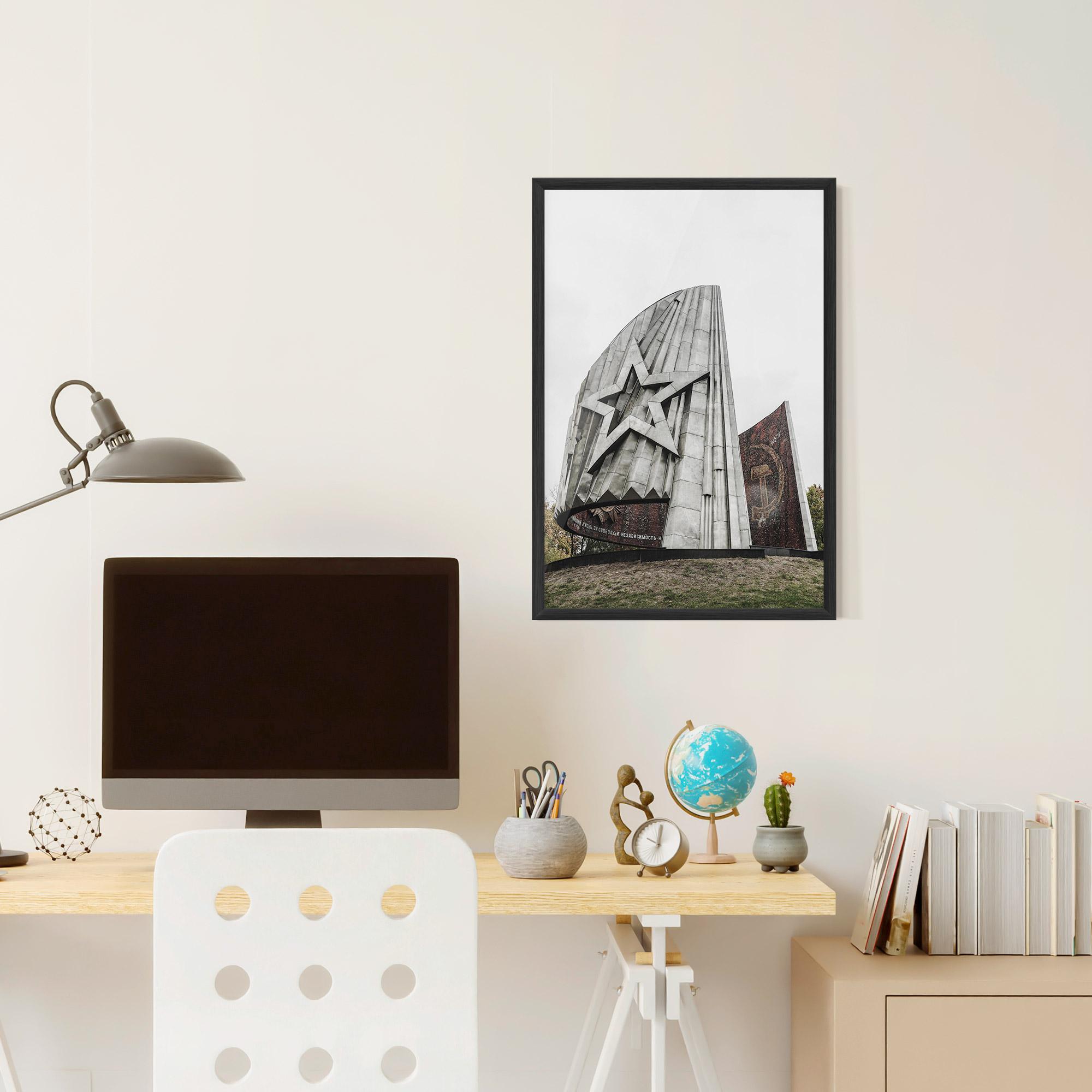Plakat w Ramie Monument Of Glory mockup 6