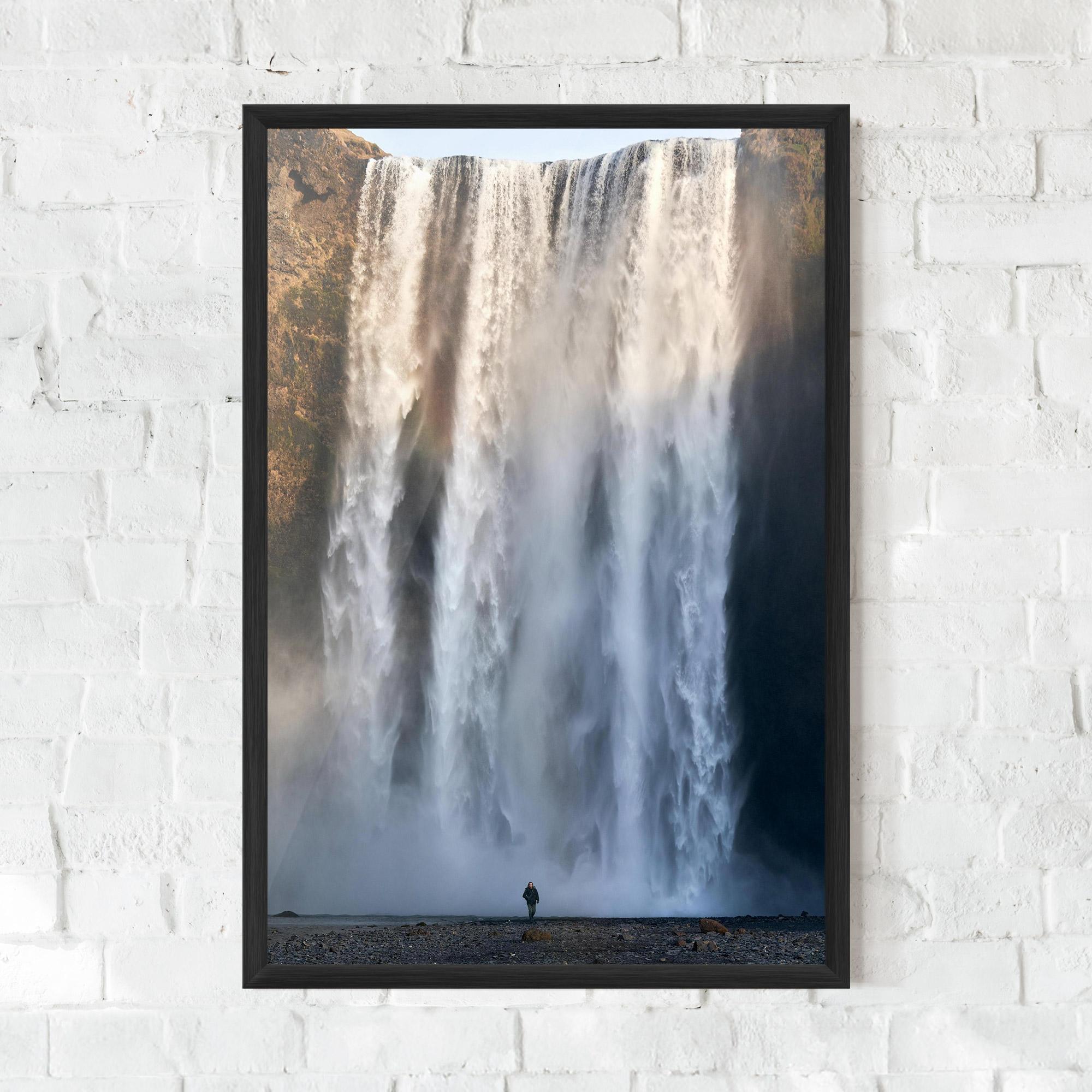 Plakat w Ramie Small Man Waterfall mockup 0