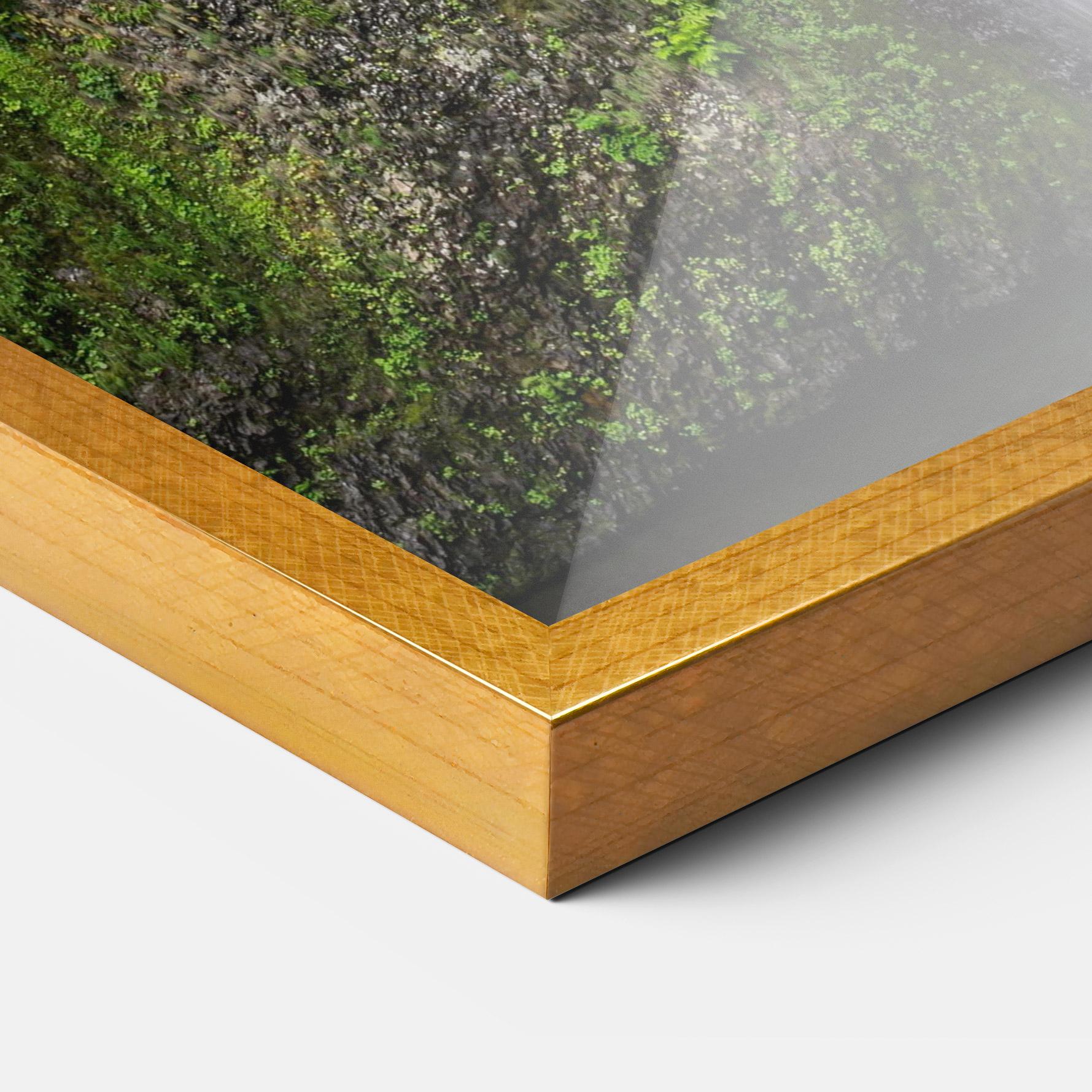 Plakat w Ramie Green Leaves Bridge View mockup 3