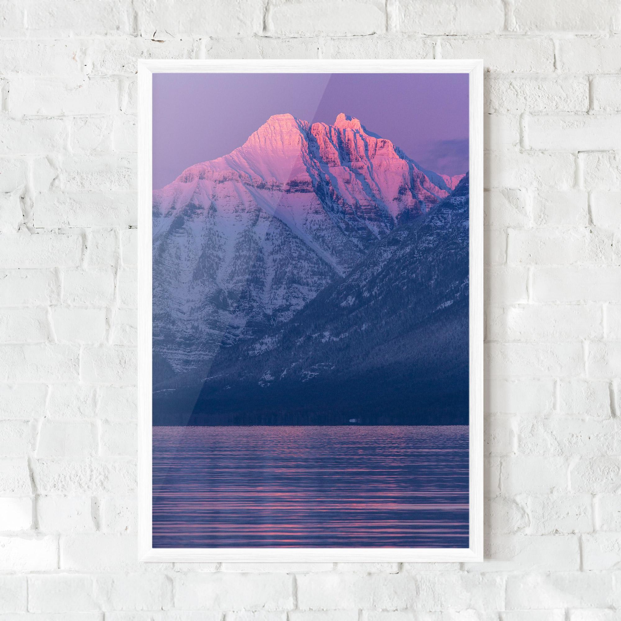 Plakat w Ramie Purple Snowy View mockup 0